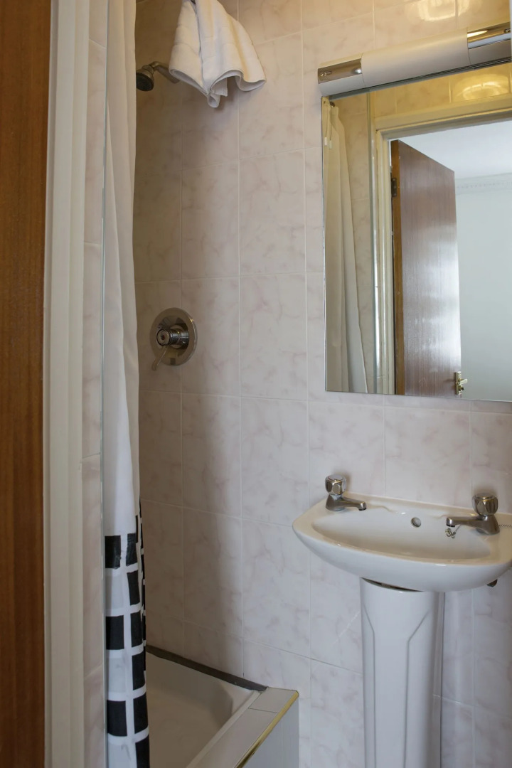 Abbey Court, Hyde Park Hotels