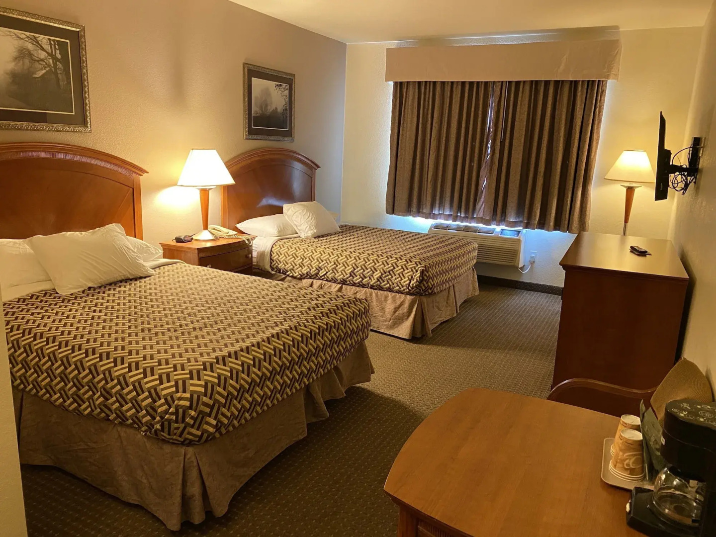 A Riverside Inn Travelodge by Wyndham