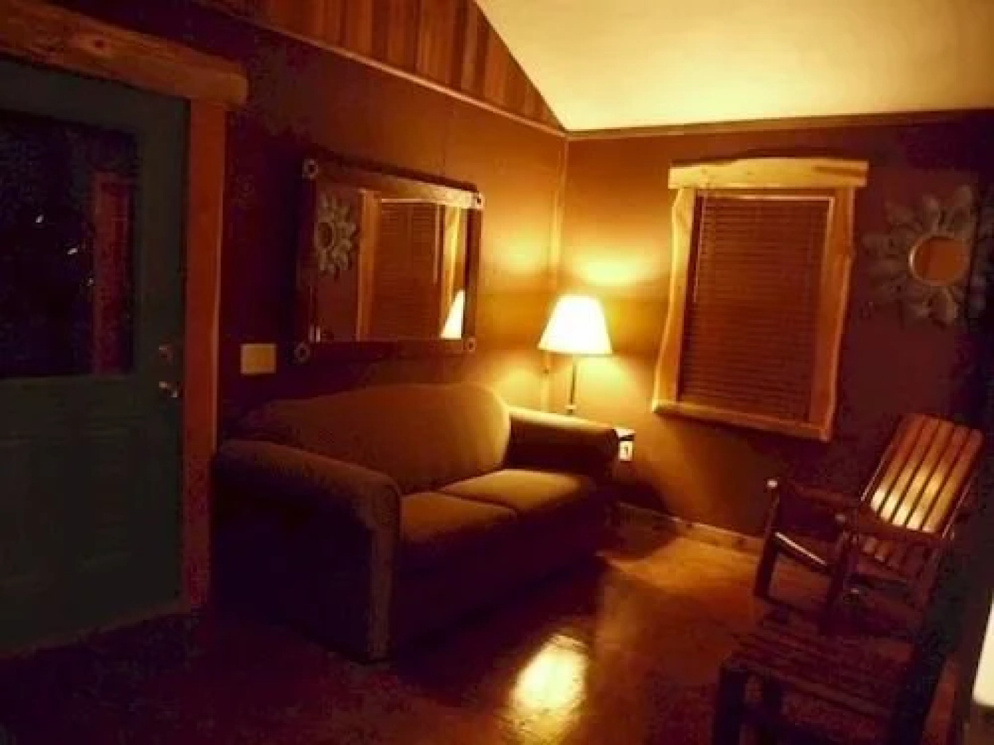 Antler Oaks Lodge and RV Resort