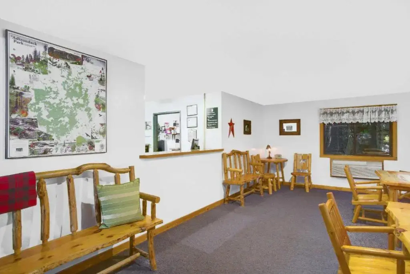 Super 8 Lake George/Warrensburg Area