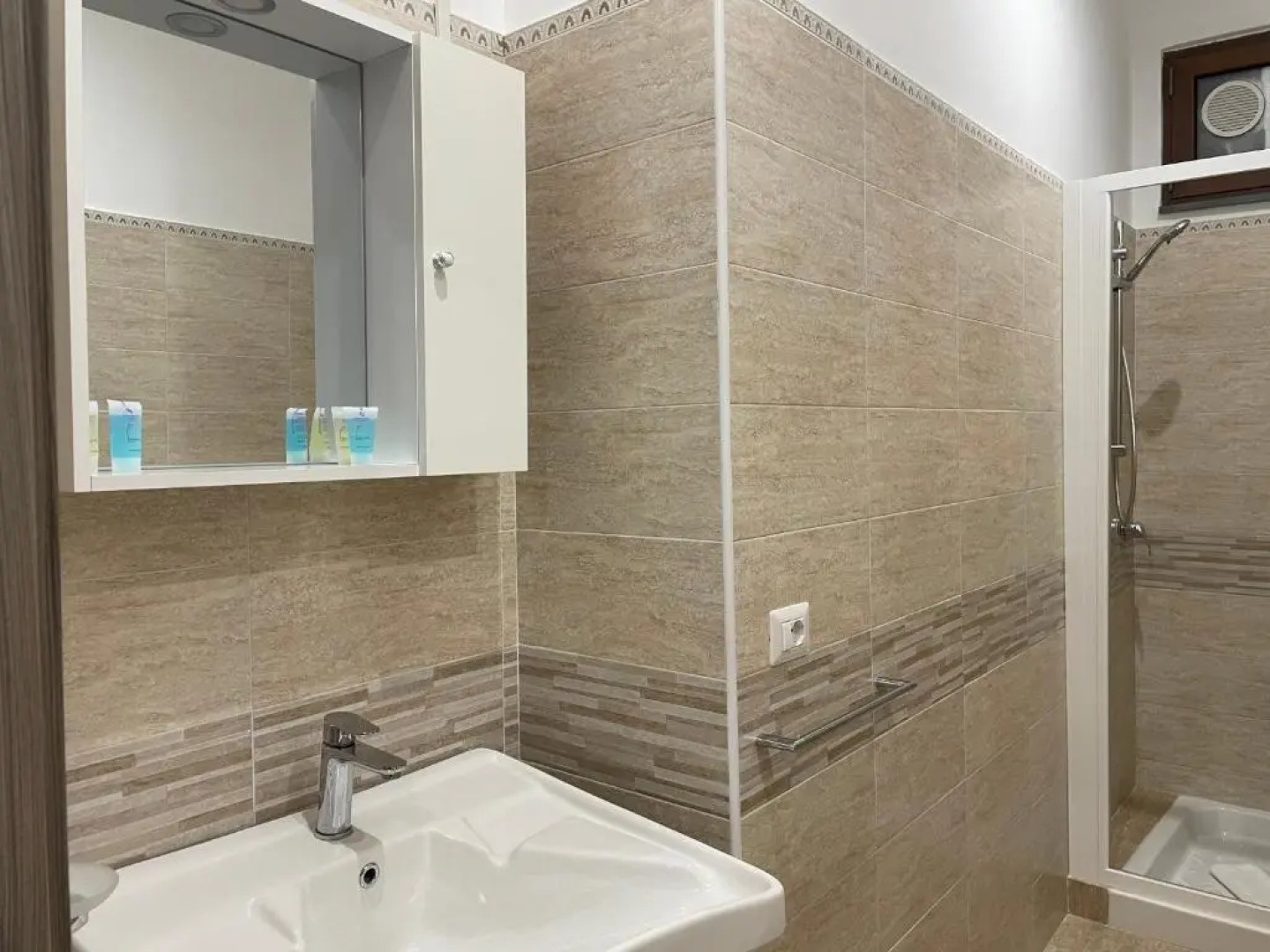 La Vie Fuille Bed And Breakfast