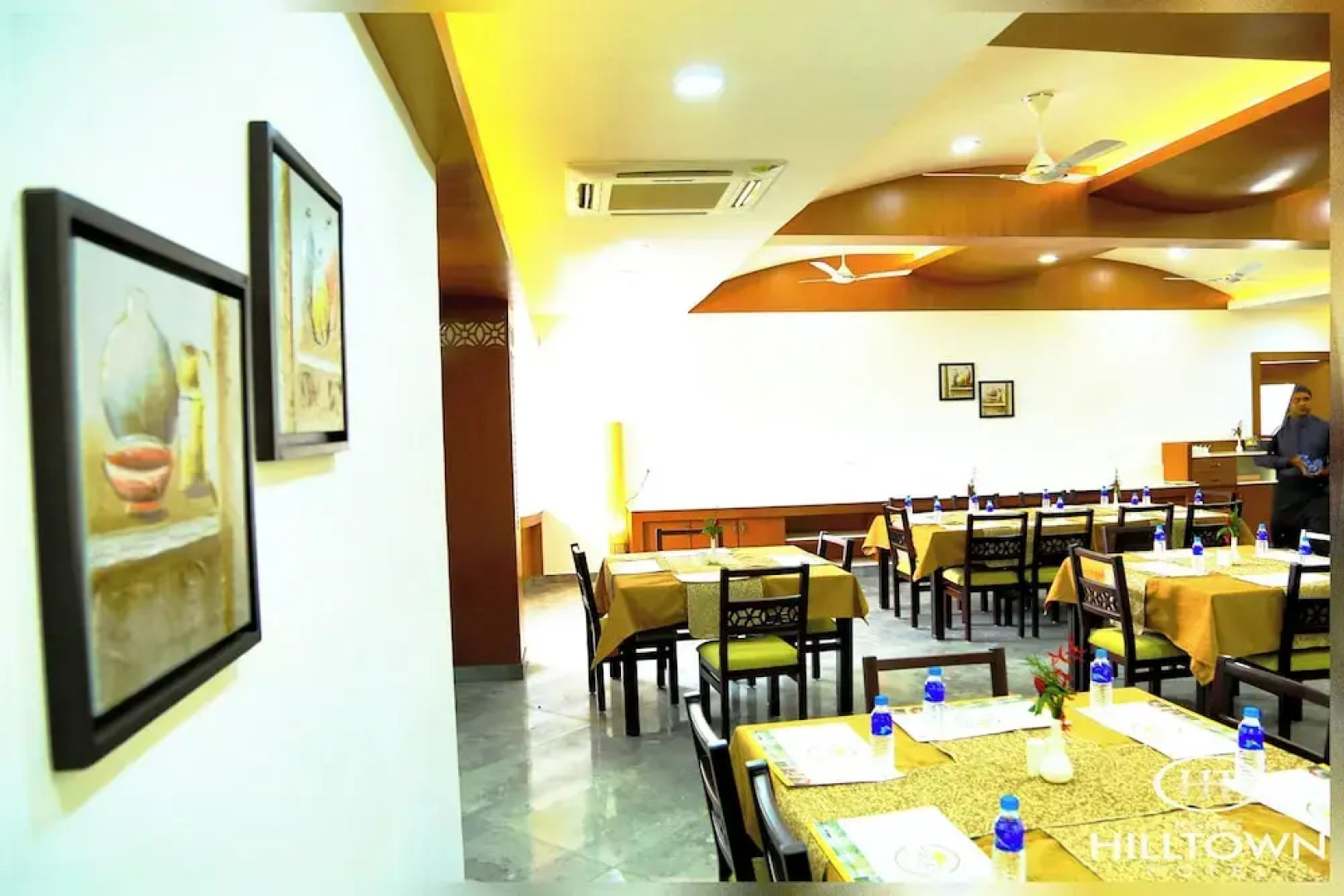 Kgees- HillTown Hotel