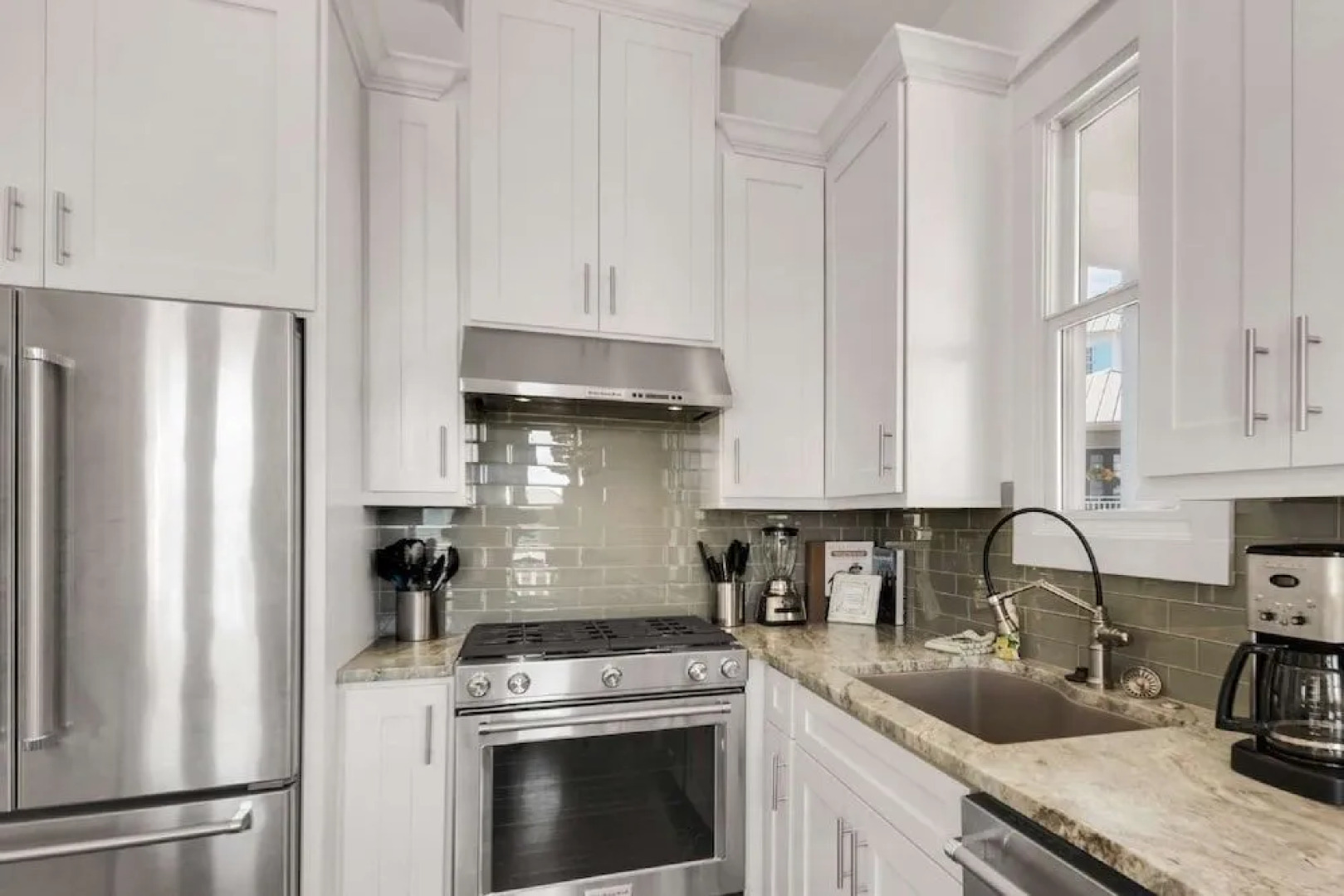 Rock Lobster 4 Bedroom Apartment