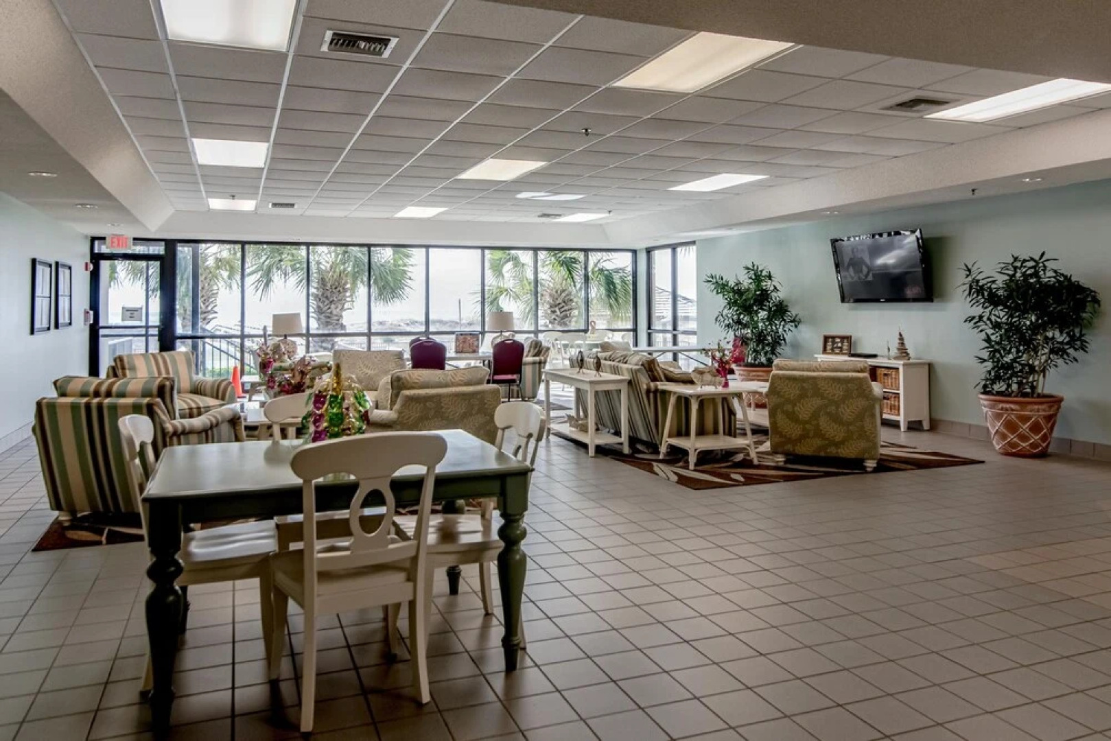 Phoenix Viii Unit 1406 3 Bedroom Condo by Redawning