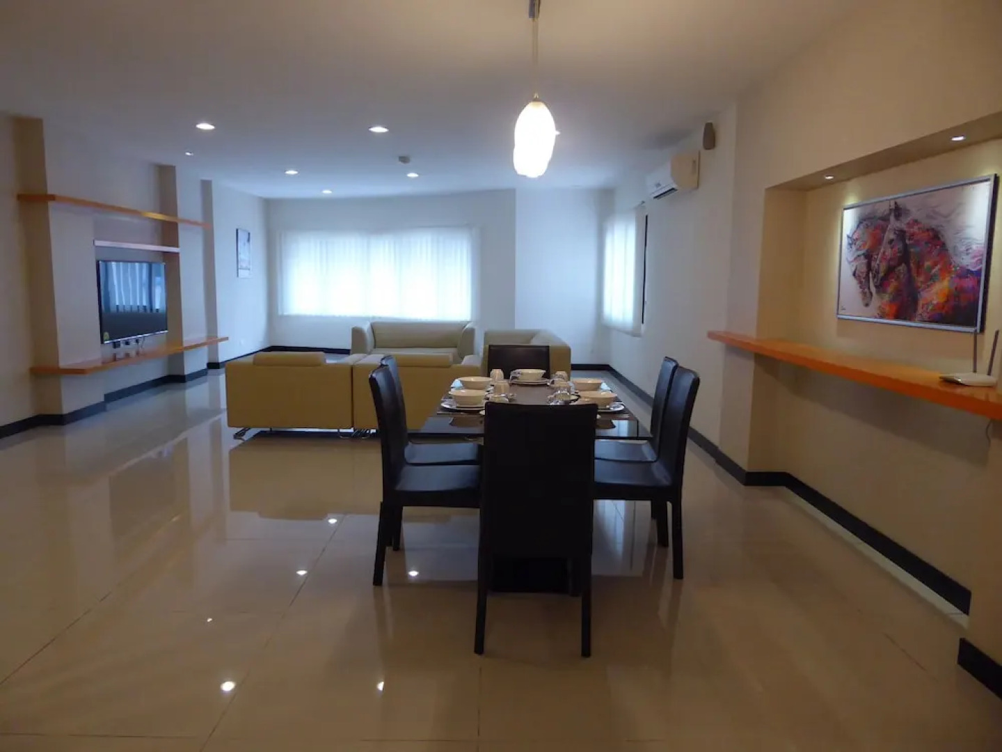 Rimbun Suites & Residences