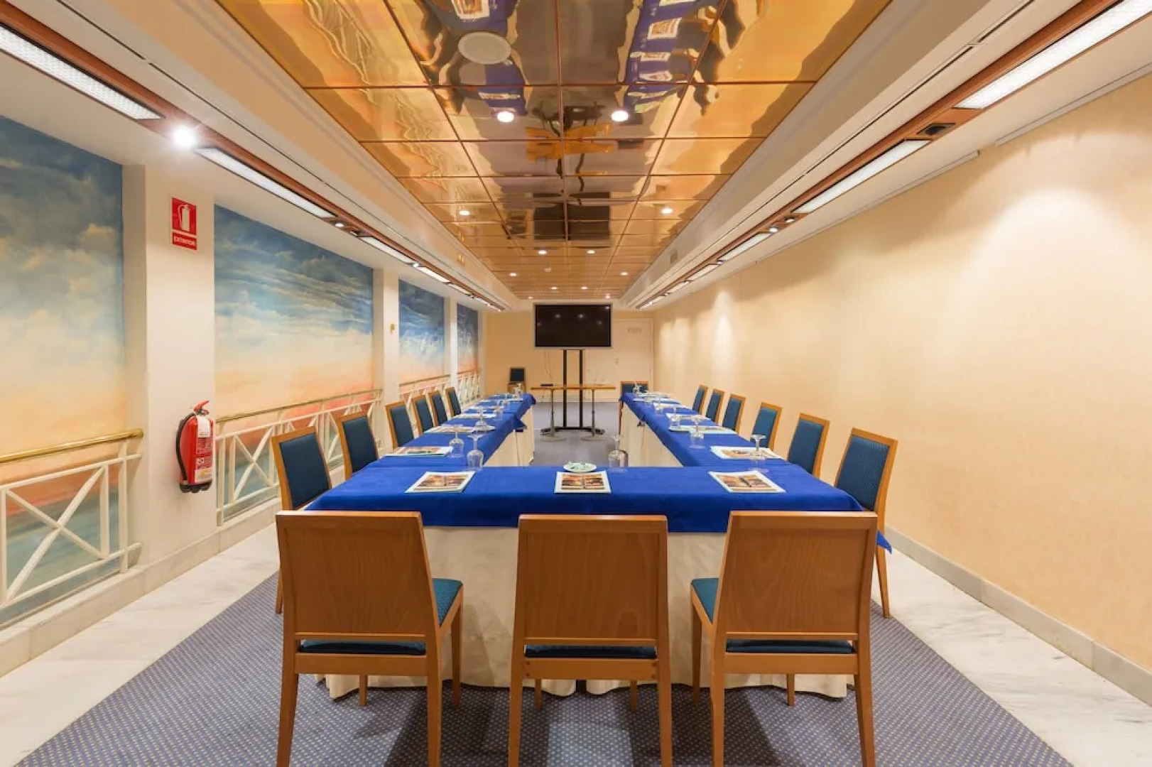 Hotel Playa Victoria