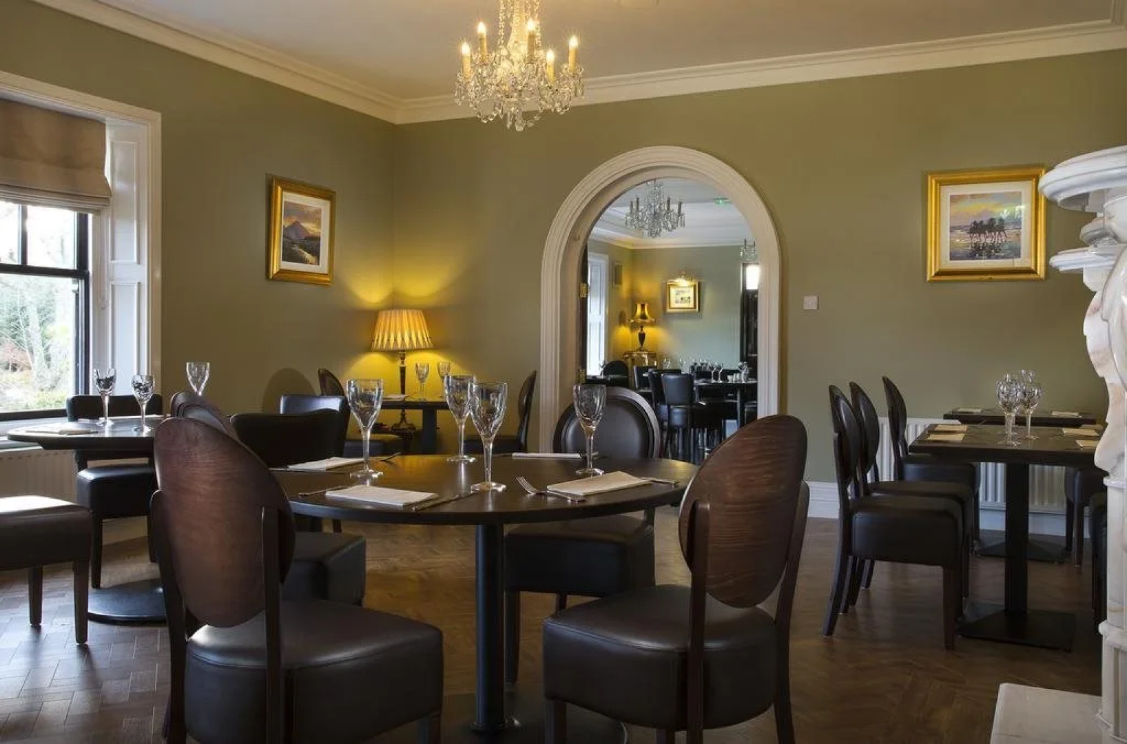 An Chúirt Hotel