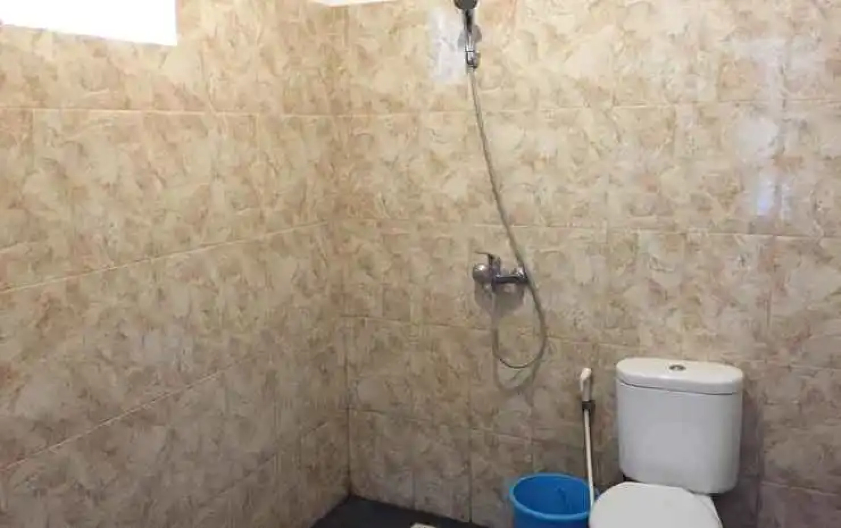 Teratai Beach Hotel Batukaras