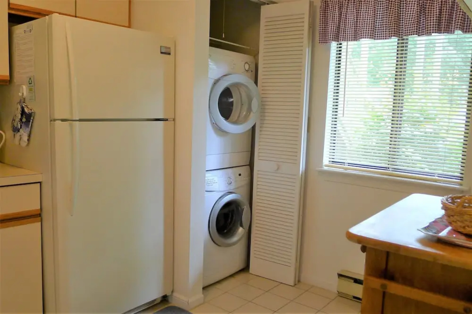 96 Eaton - 2 Bedroom Condo