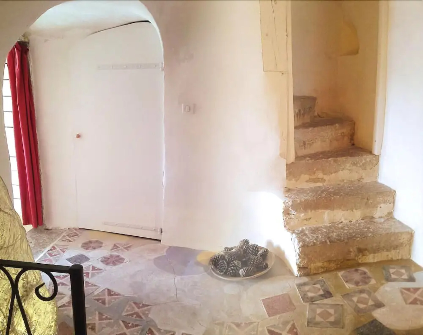 Maison atypique 11e siècle