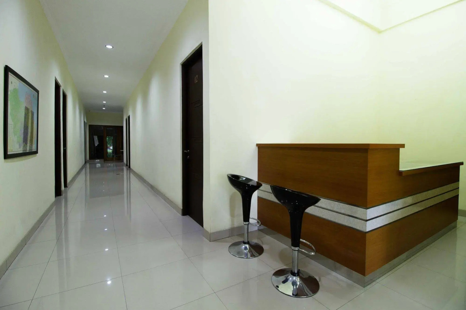 RedDoorz near Masjid Agung Surabaya