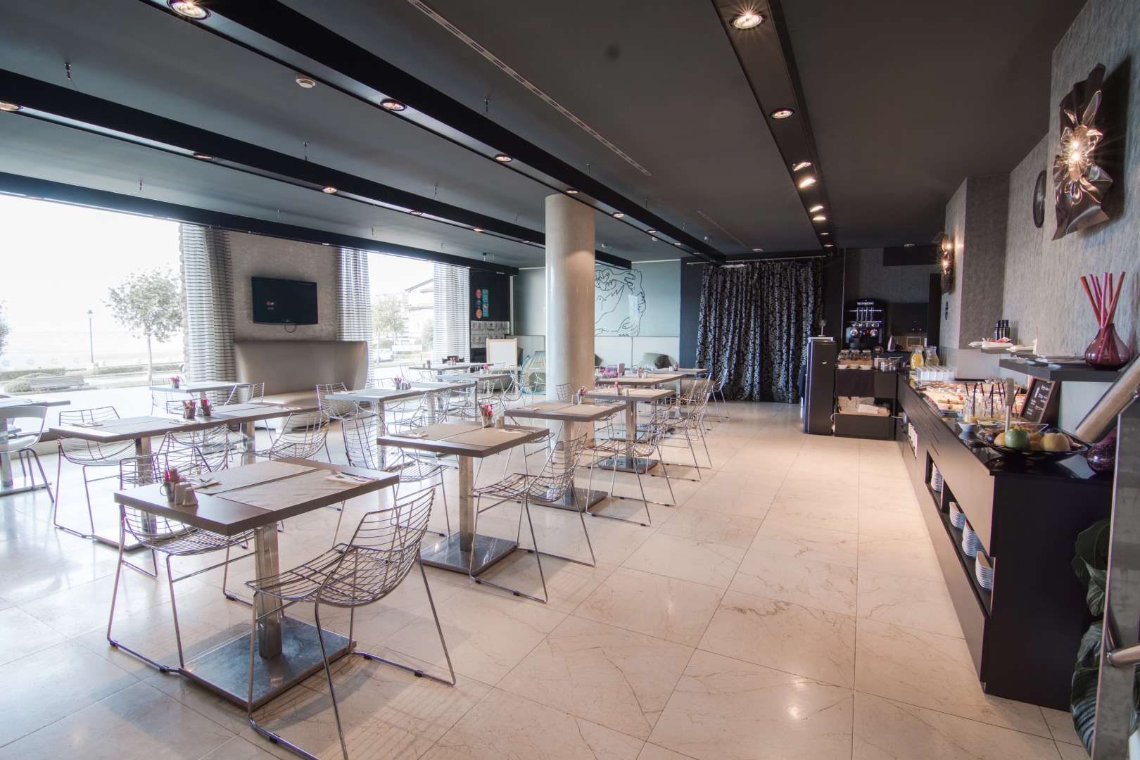 Petit Palace Tamarises