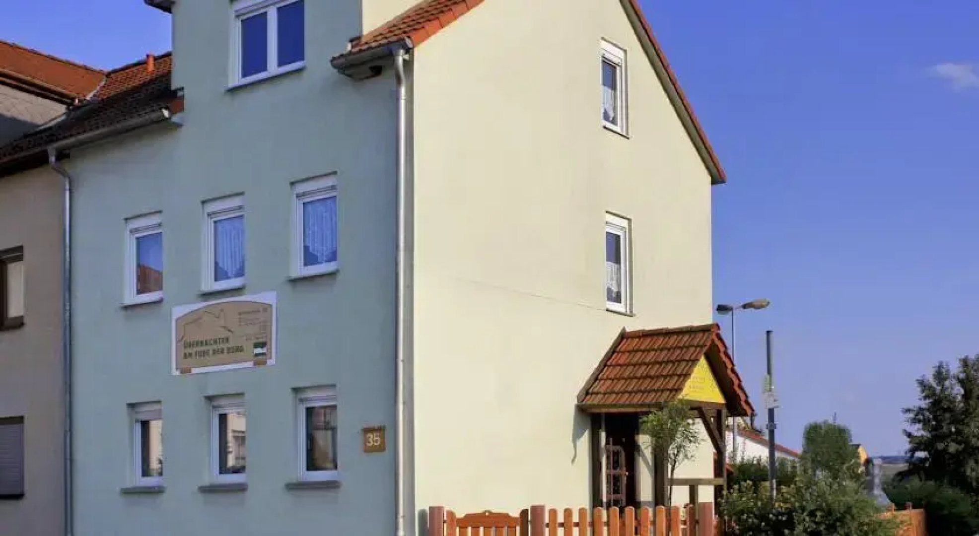 Pension Heinemann - Übernachten am Fuße der Creuzburg