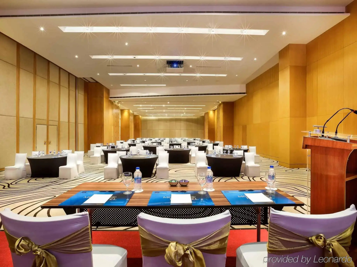 Novotel Kolkata Hotel & Residences Hotel
