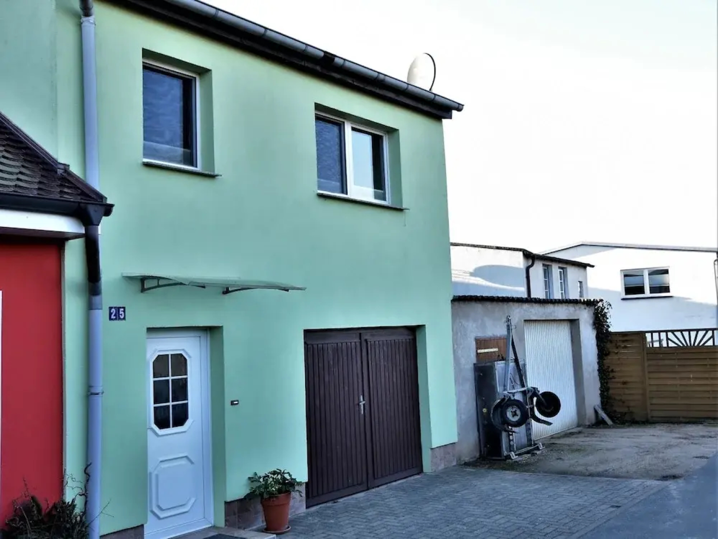 Quaint Apartment in Grevesmuhlen near Lake