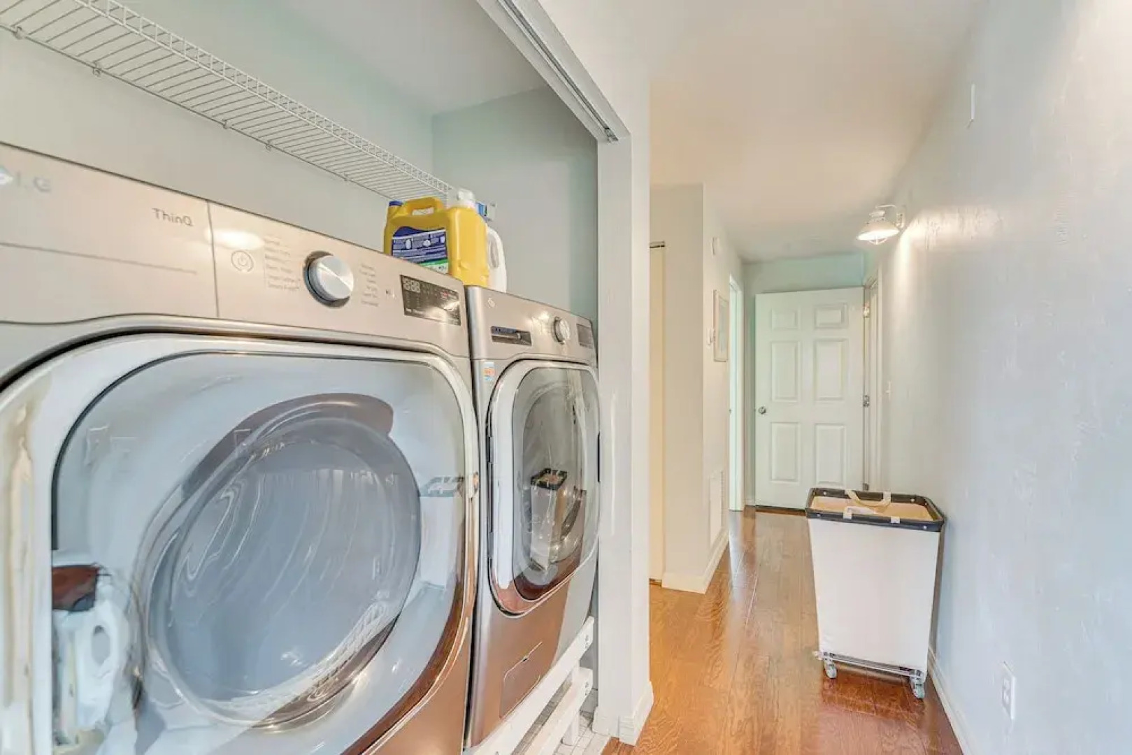 Steps to Beach: Waterfront Cedar Key Home!