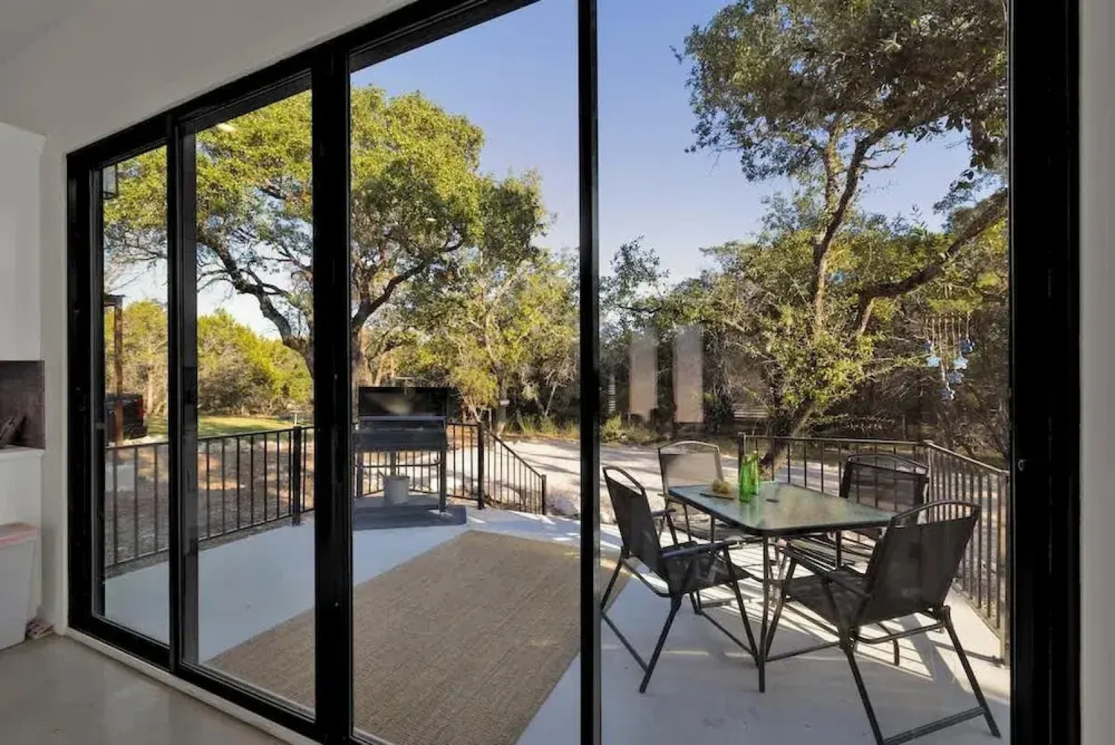 Serene Getaway Nestled in the Tx Hill Country!