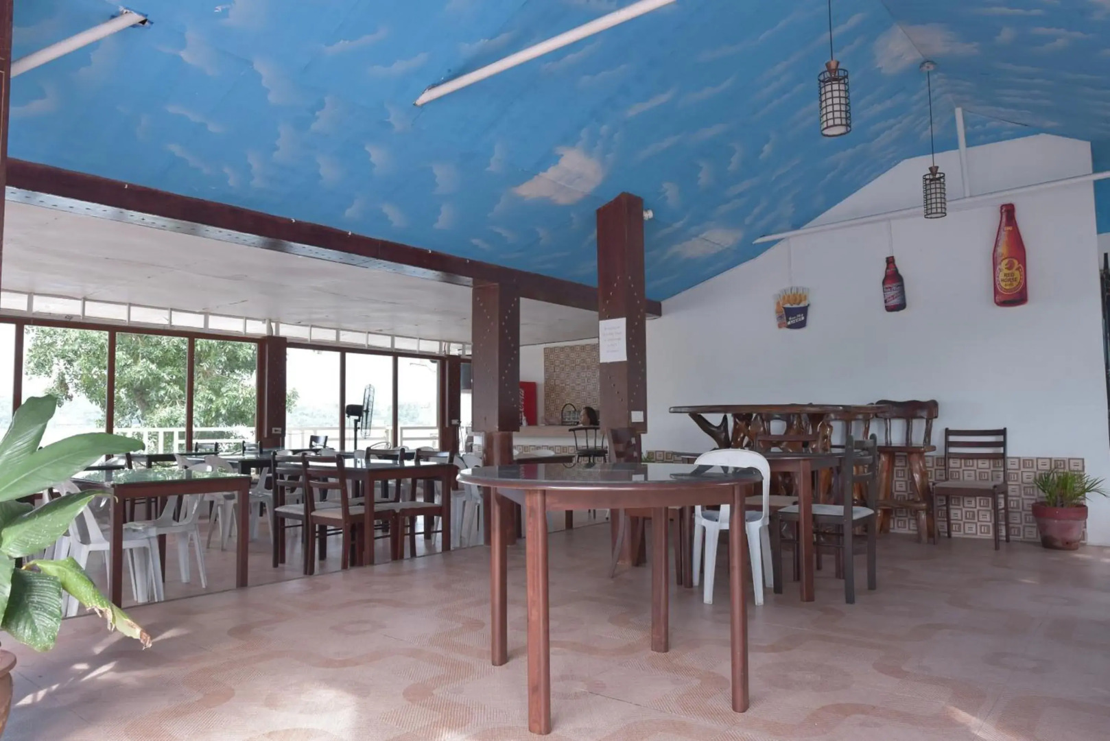 Ang Tahanan ni Aling Meding Hotel