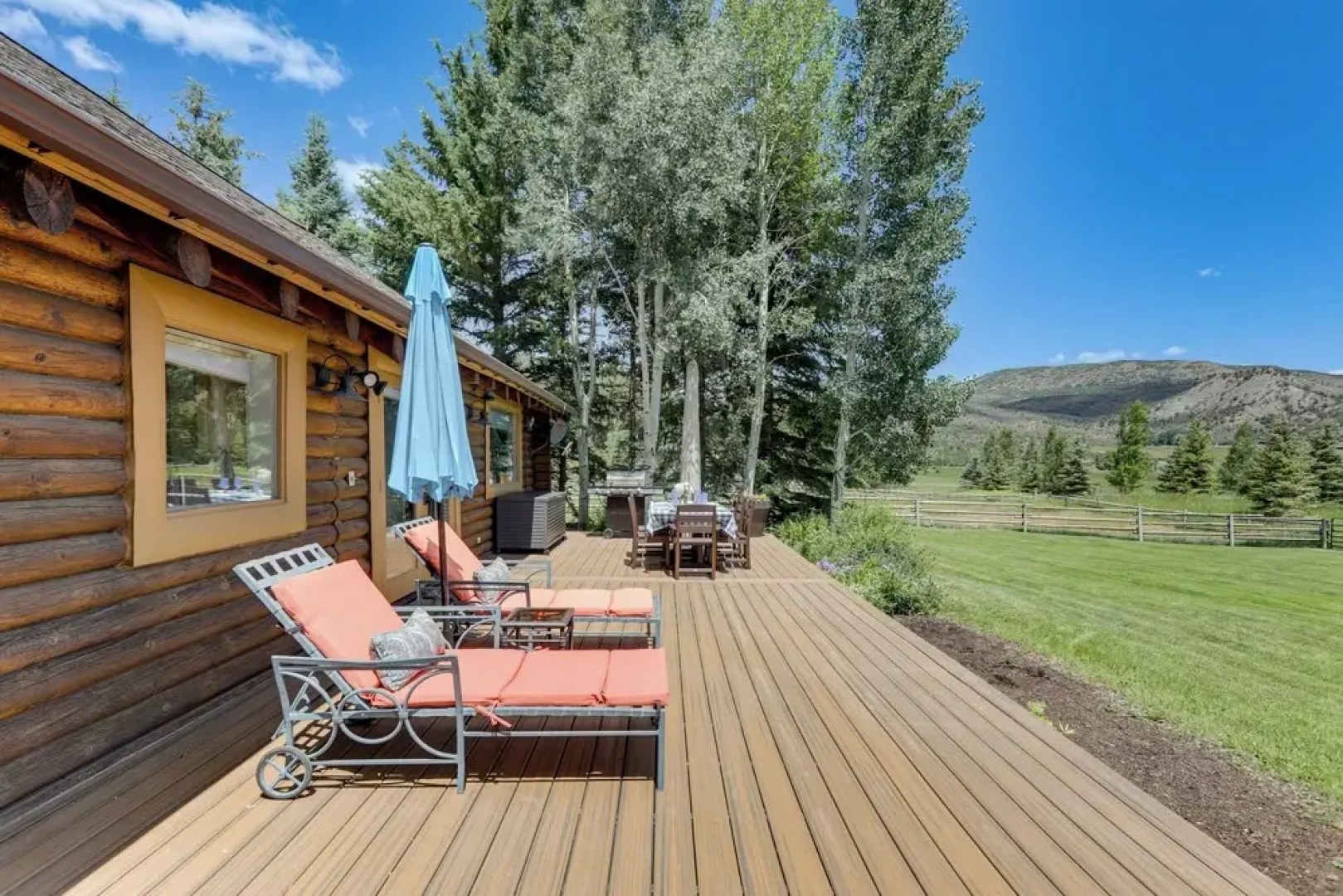 Snowmass Home w/ Hot Tub, Fireplace, & Mtn Views!