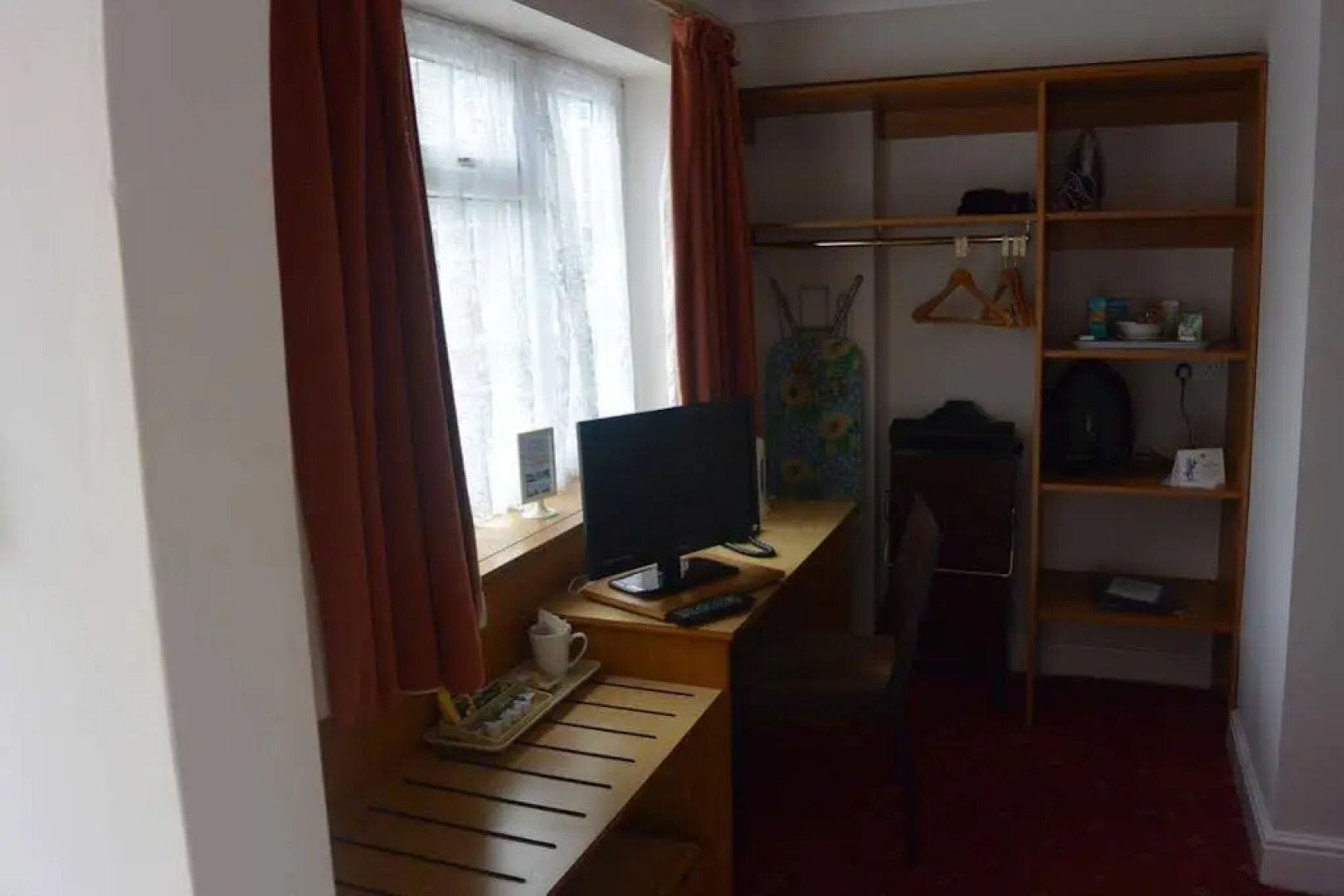 Roydon Marina Village Hotel