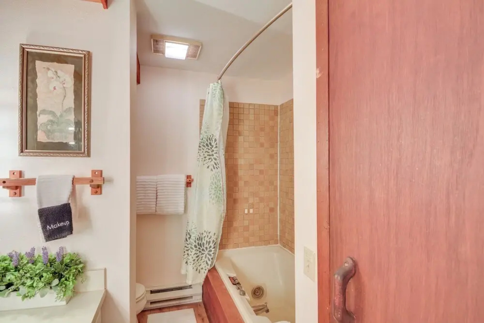 Private Ski Retreat in Avon: Eagle River Views!