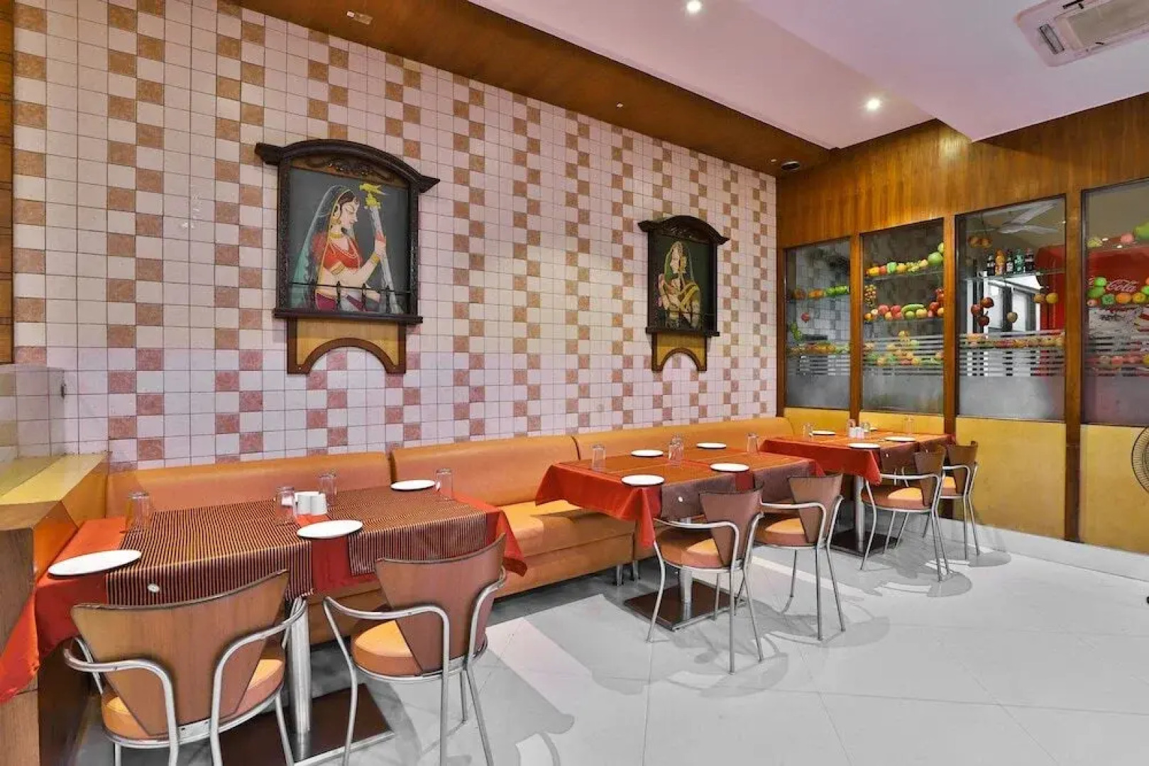 Hotel Galaxy Residency by OYO Rooms