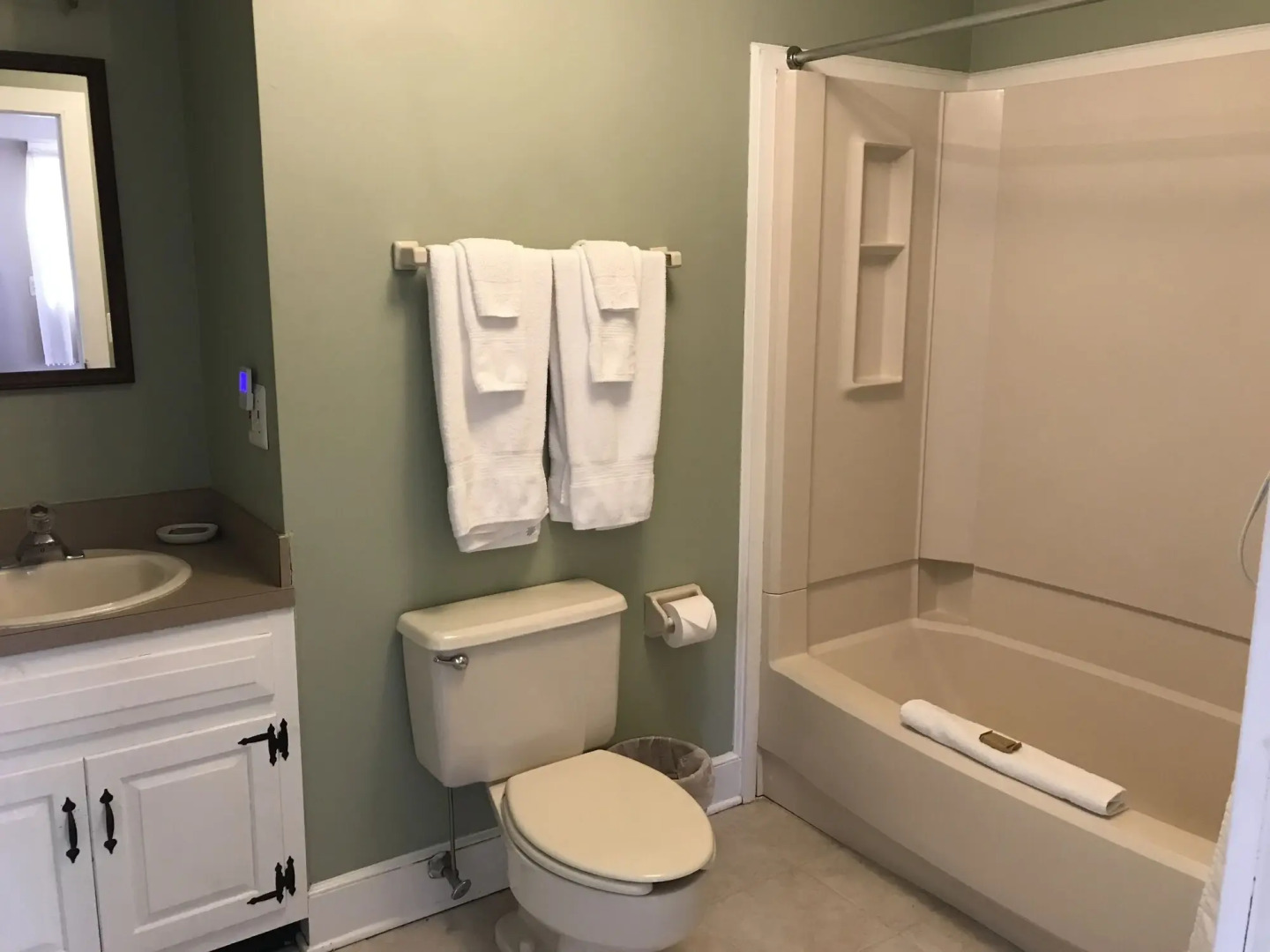 Inn at Millrace Pond