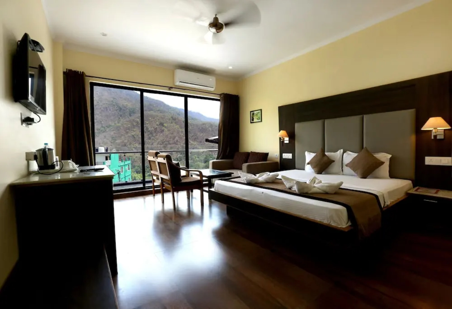 Hotel Peepal Tree
