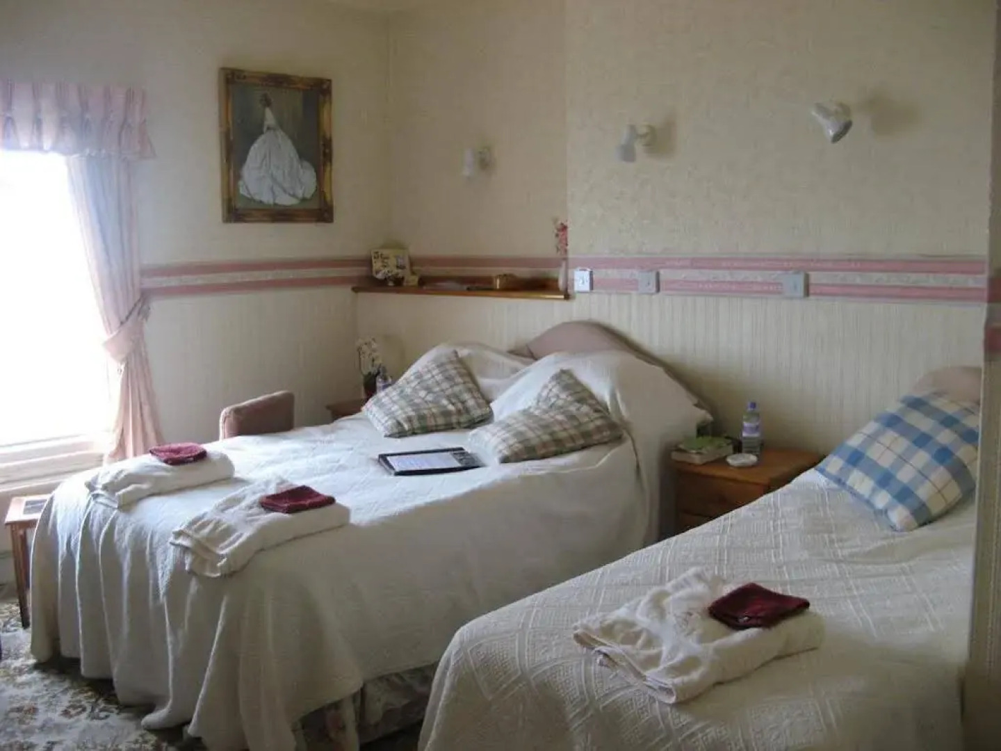 Fairhaven Christian Hotel