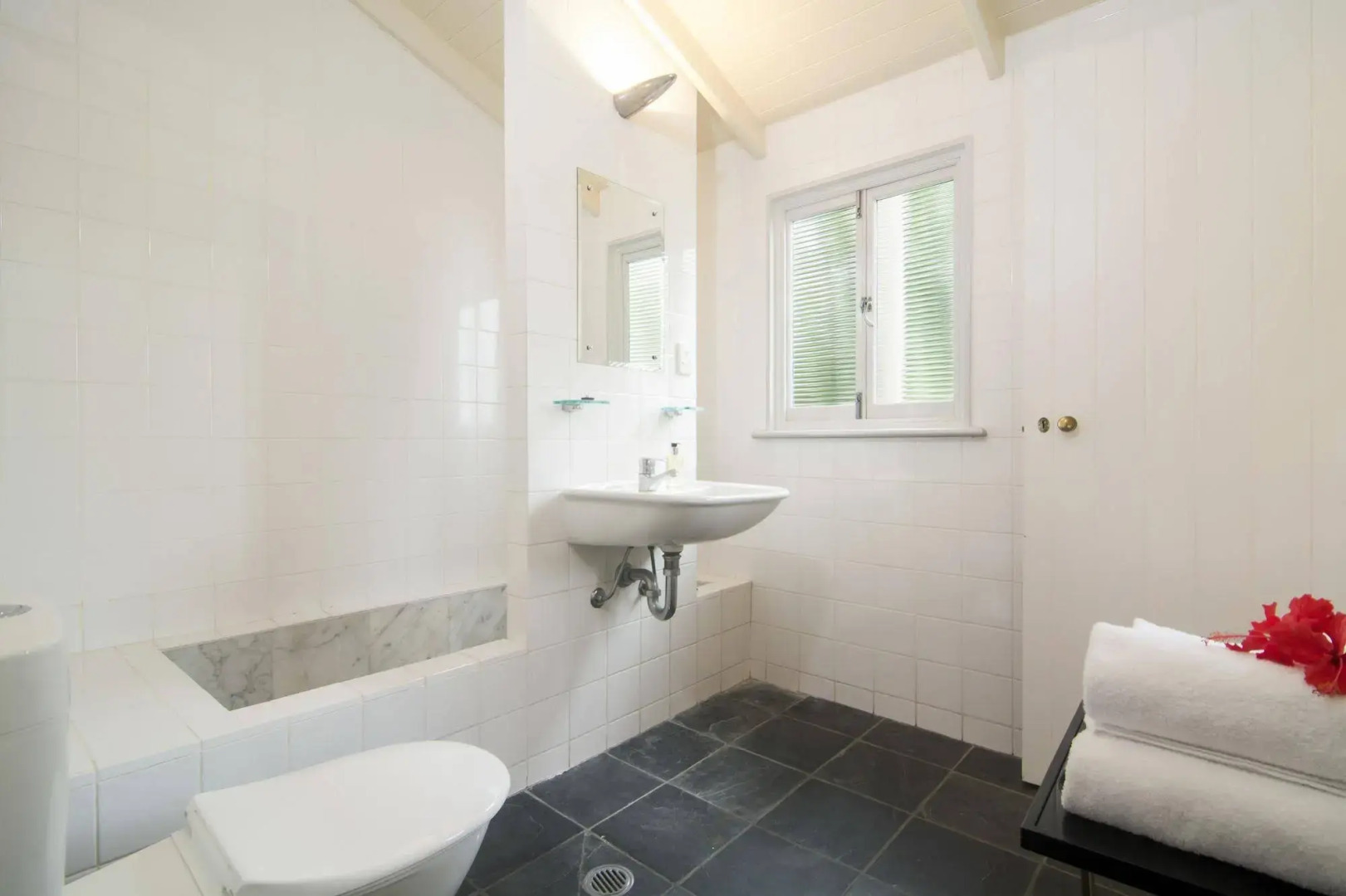 Port Douglas Cottage and Lodge