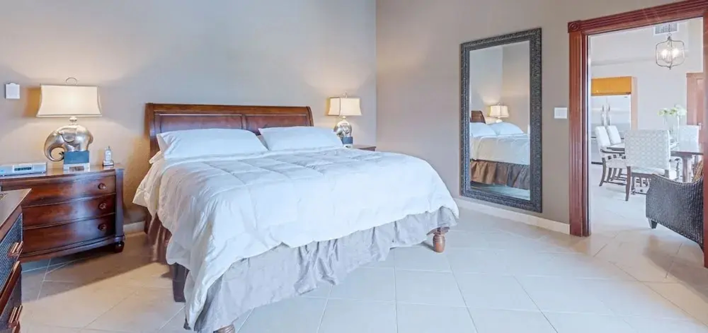 Condo Marina 360