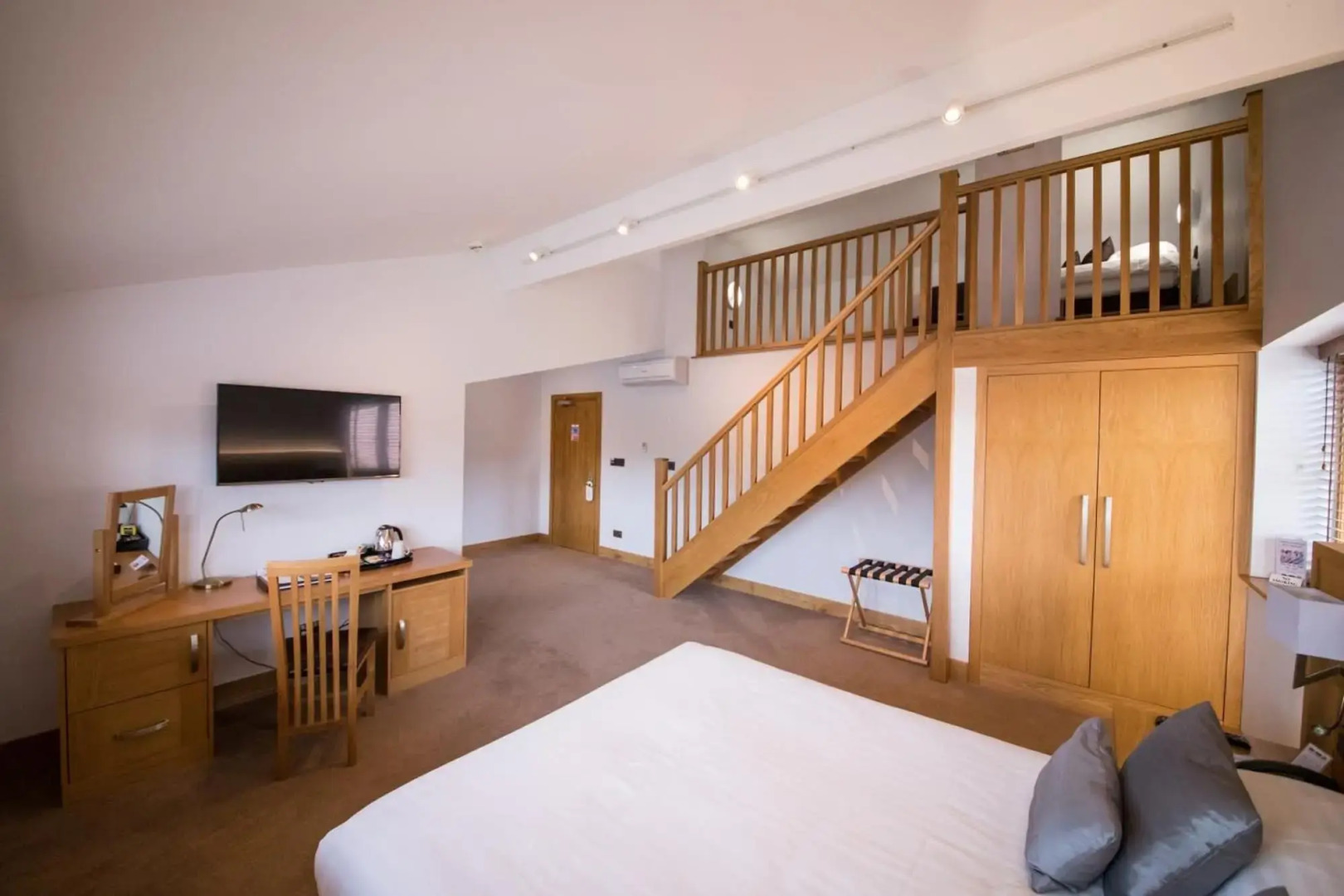 Tewinbury Farm Hotel