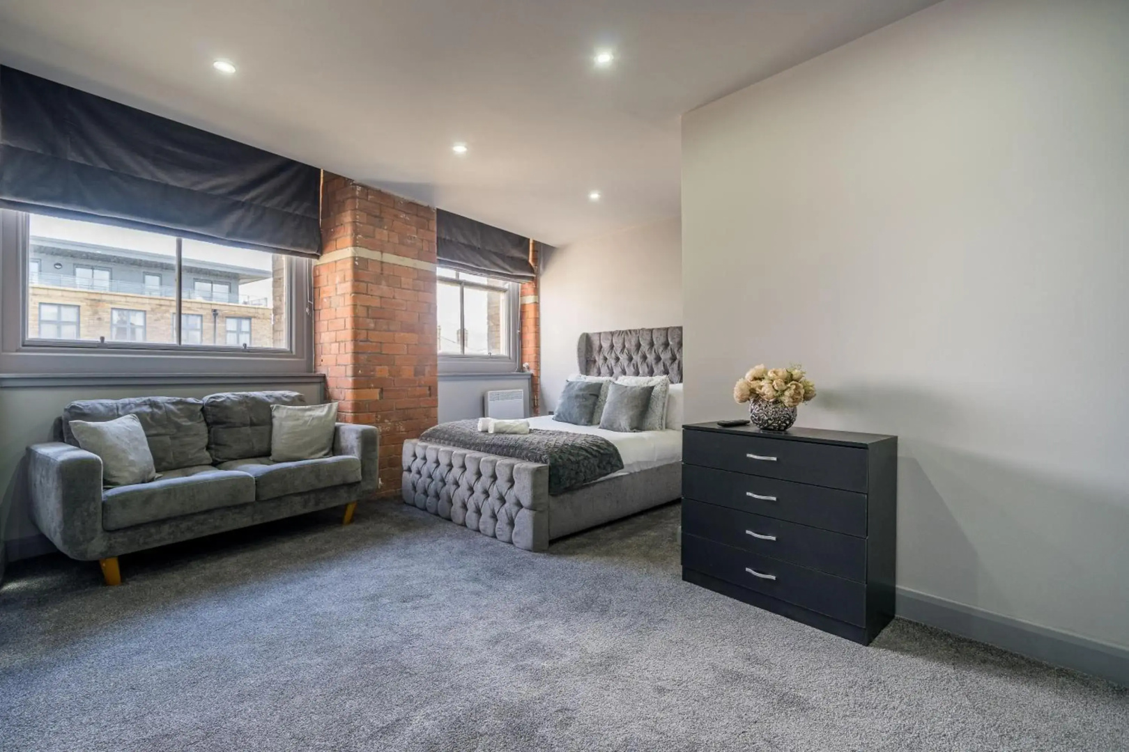 The Huddersfield Hotel