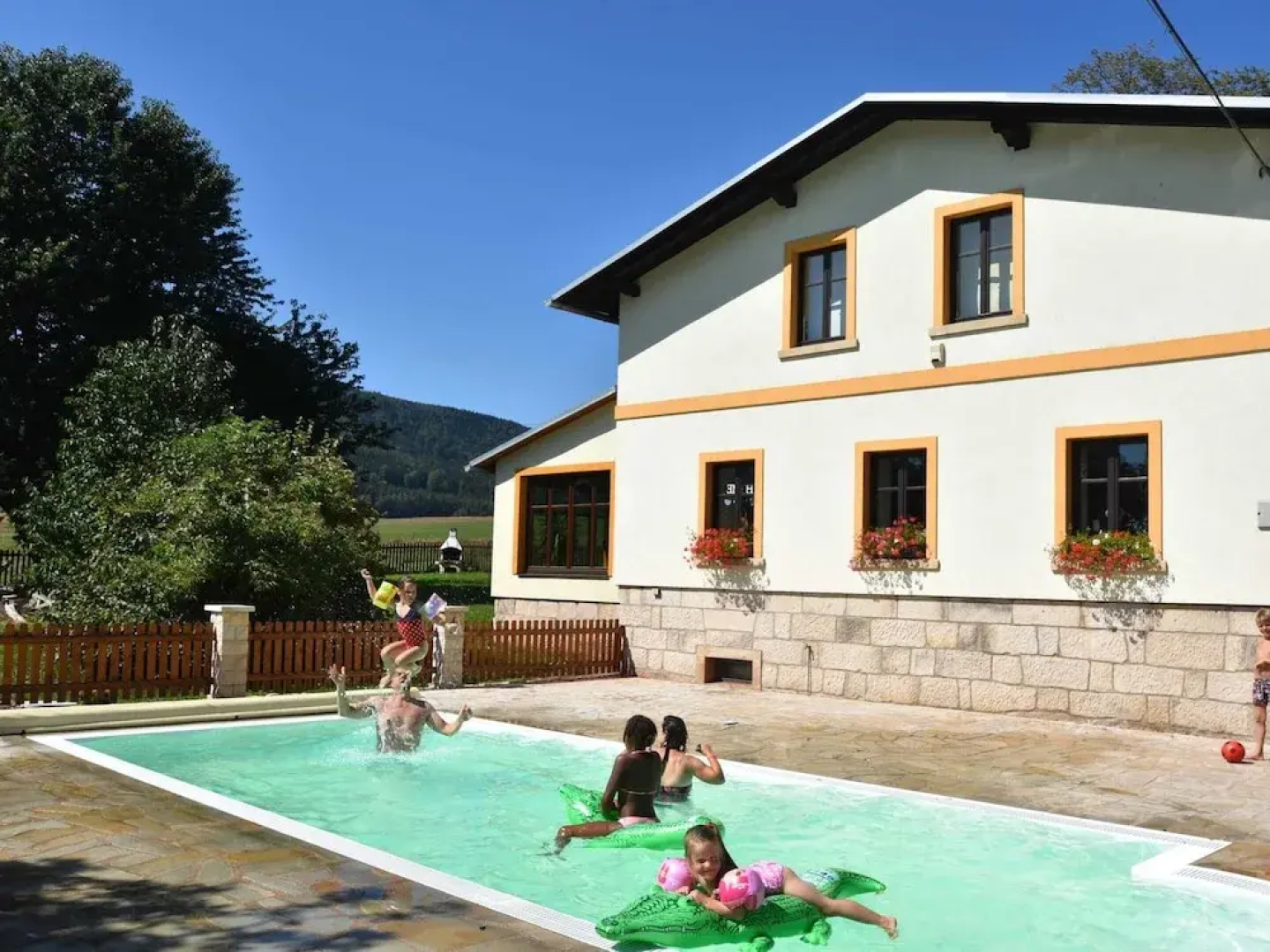 Authentic Farmhouse in Bozanov With Private Garden