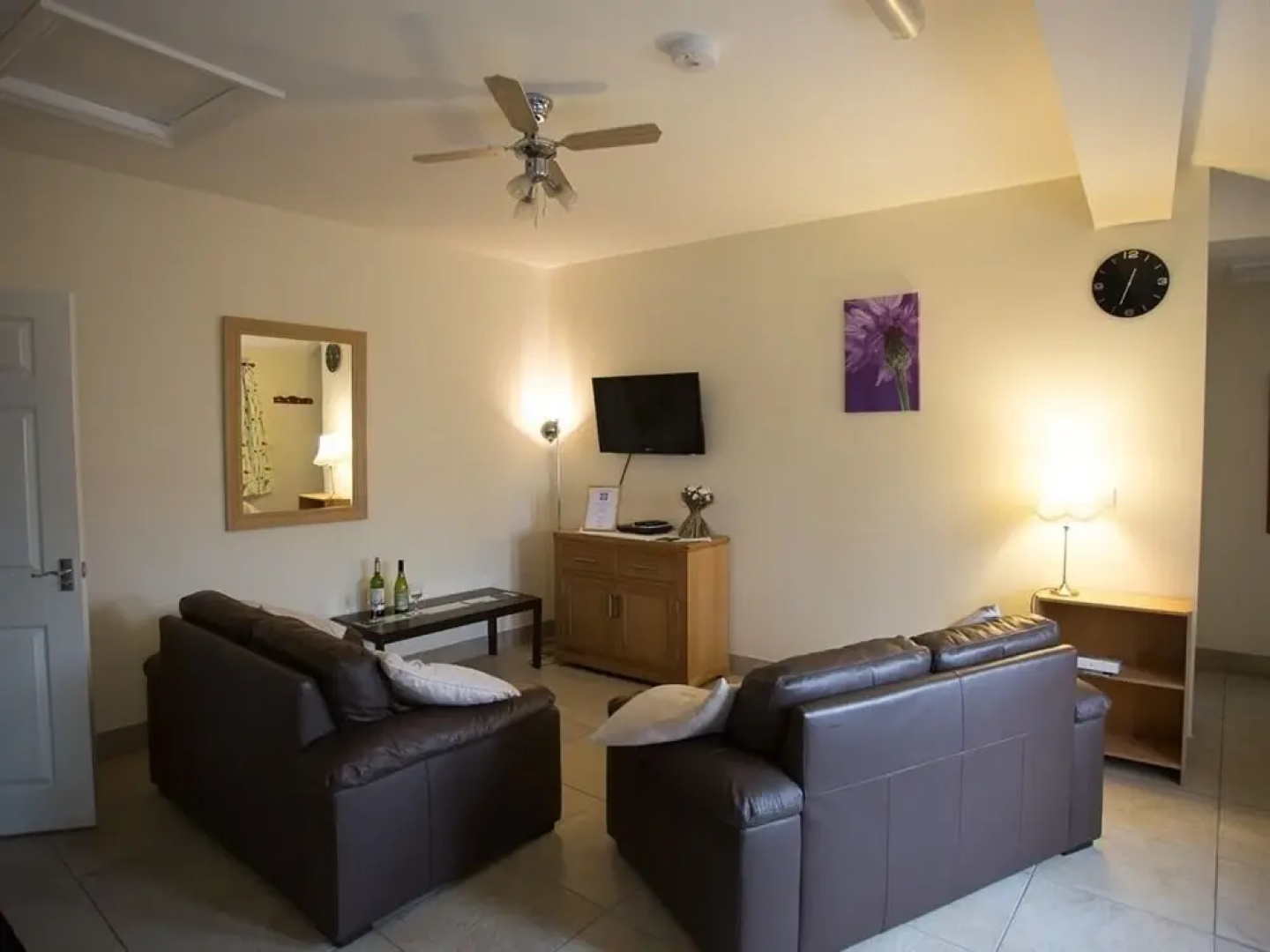 Treetops Cottages & Spa