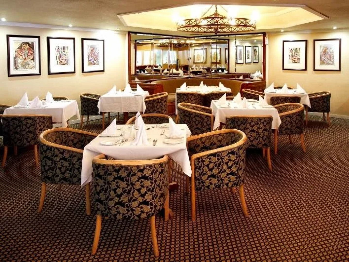 Black Mountain Leisure & Conference Hotel