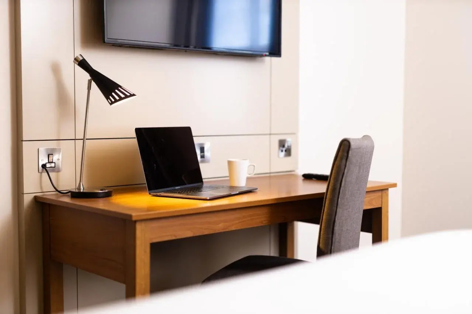 ibis Coleraine Riverside