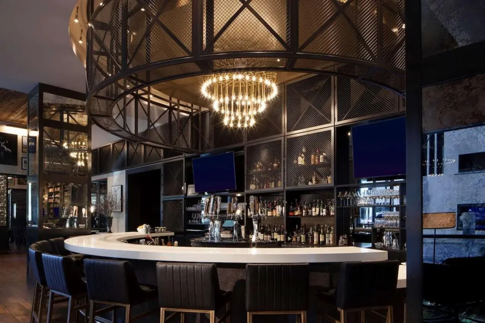 The Porter Portland, Curio Collection by Hilton