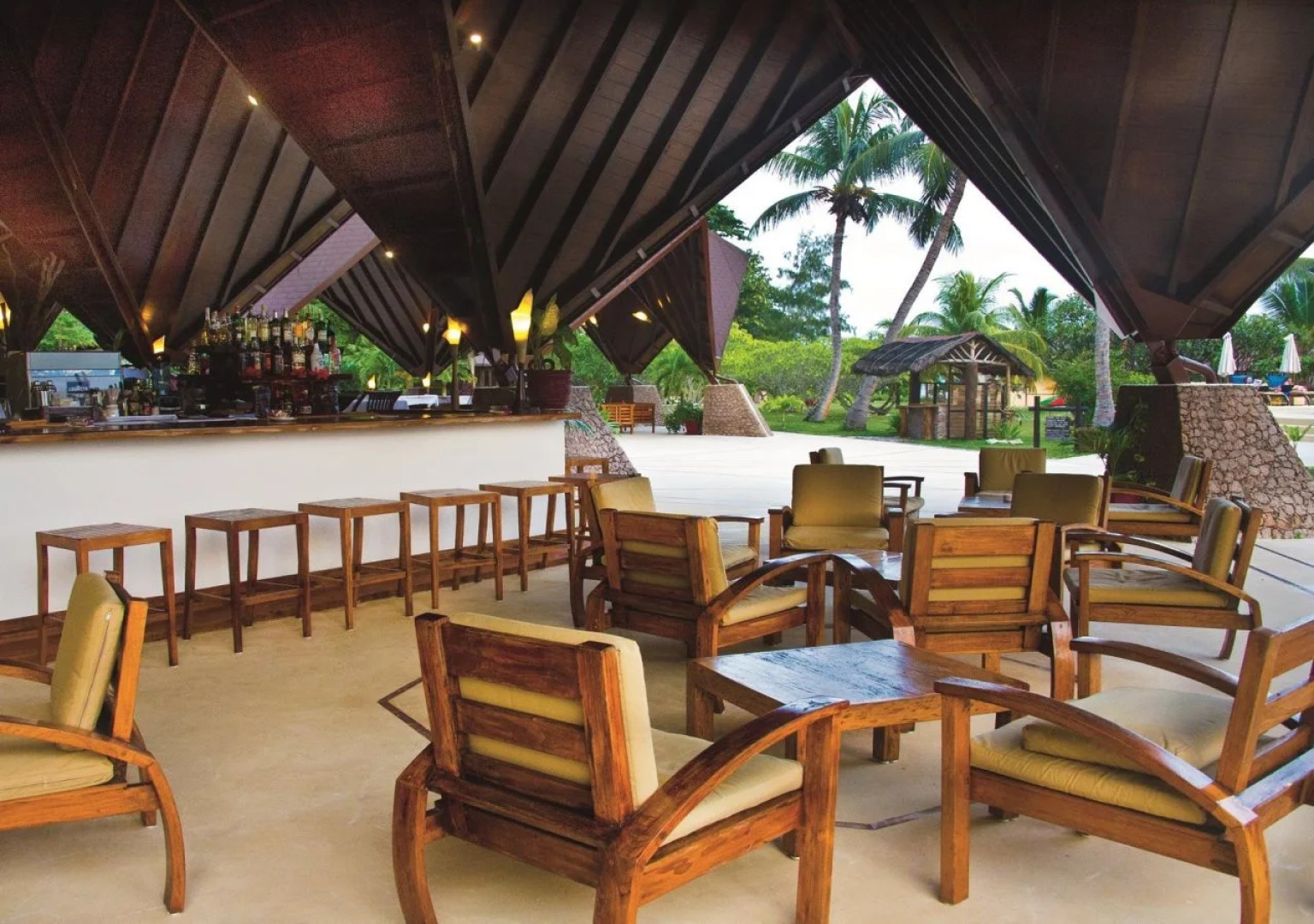 New Emerald Cove Hotel