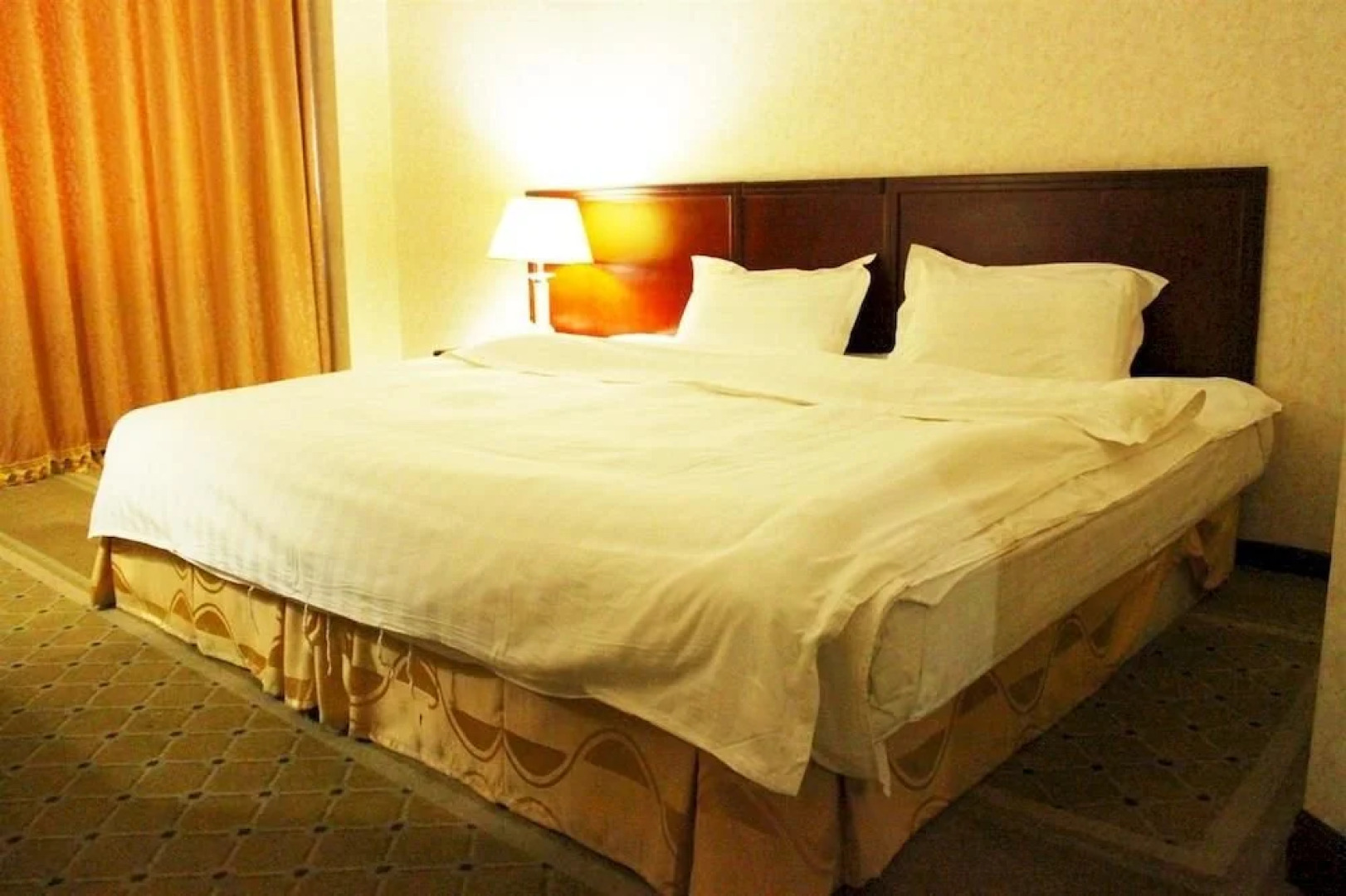 Dalian Yanqiao Hotel