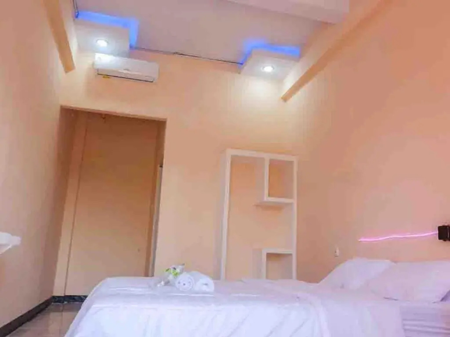 Artayya Puri 2 near Alun Alun Caruban Mitra RedDoorz