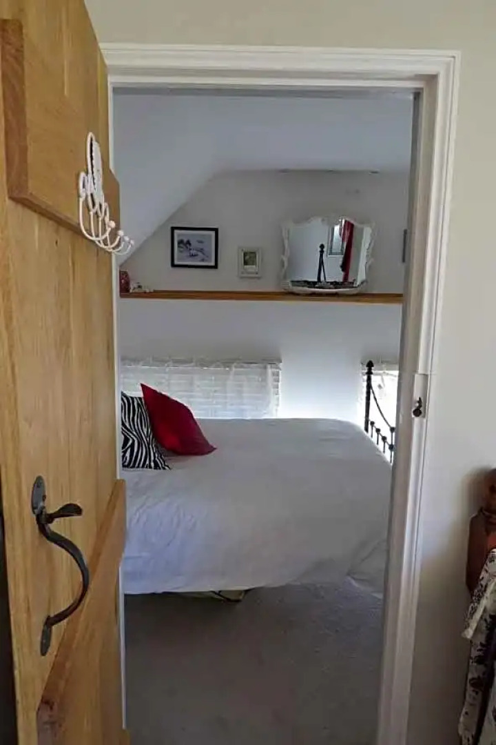 St.Catherine`s Cottage, The Old School House