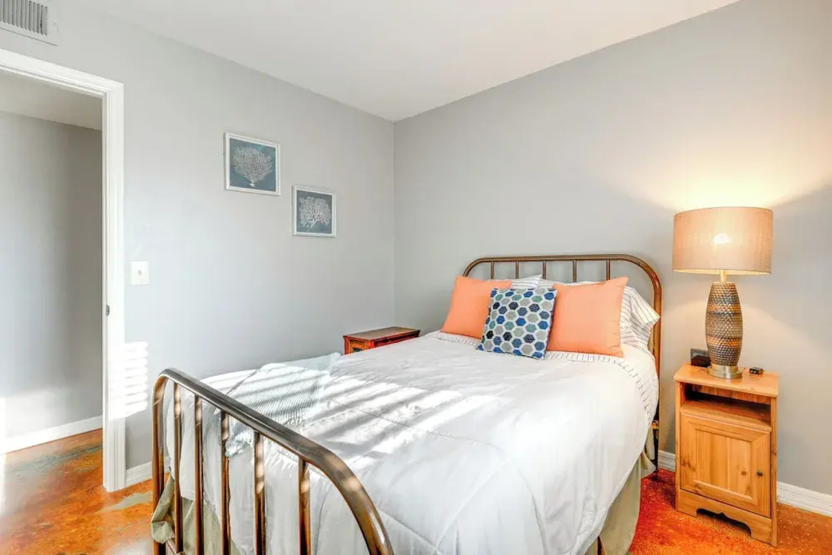 5 Mi to Asu: Tempe Home w/ Heated Pool & Fire Pit