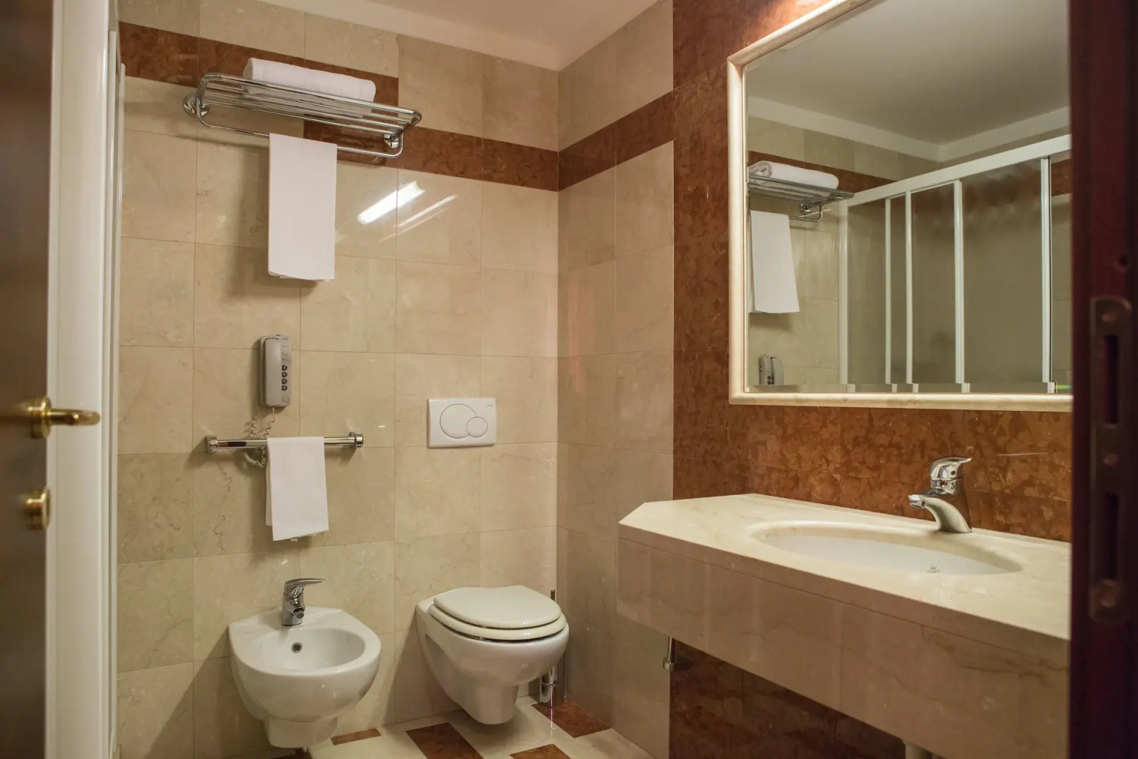 Отель Santa Barbara