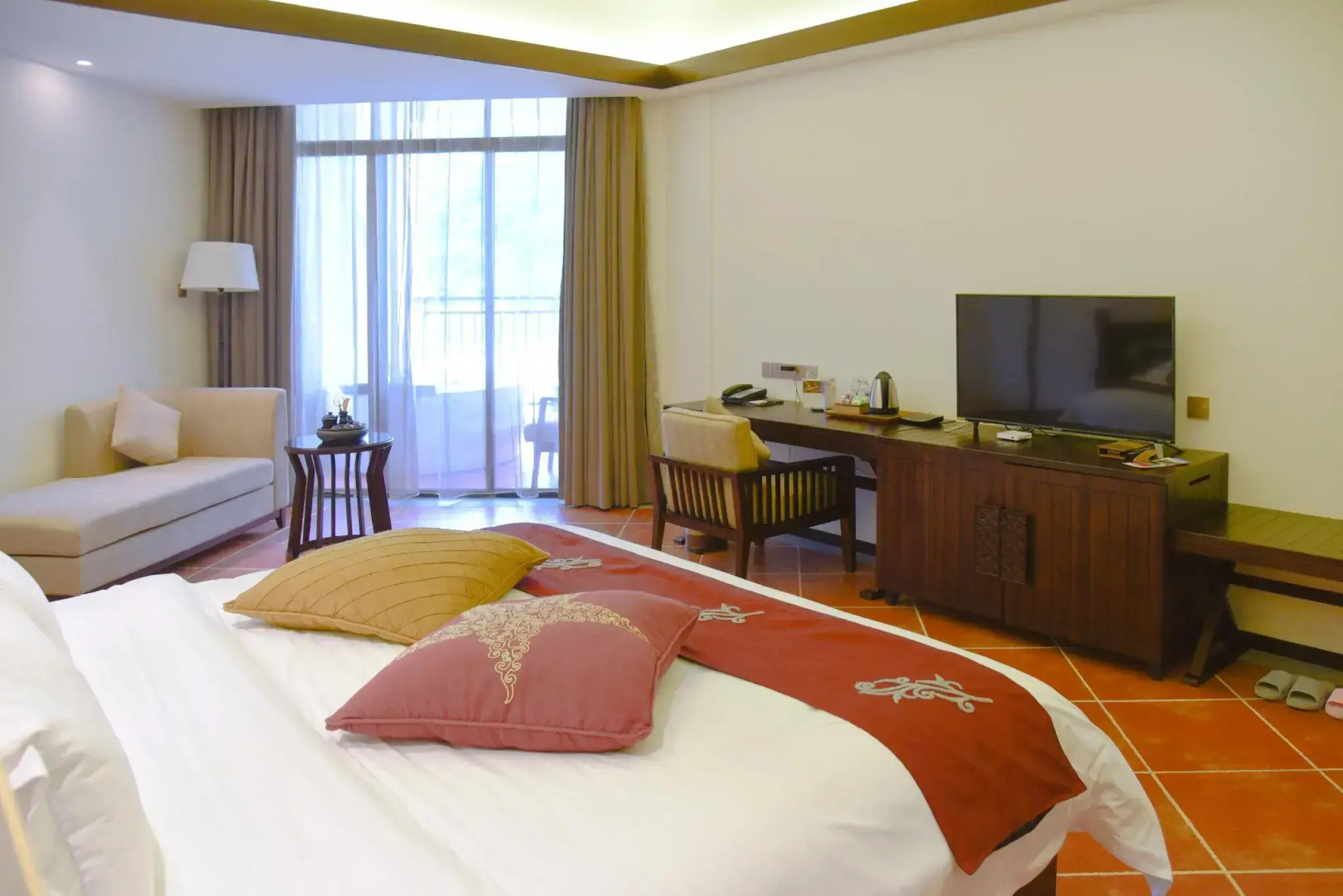 LN Dongfang Hot Spring Resort