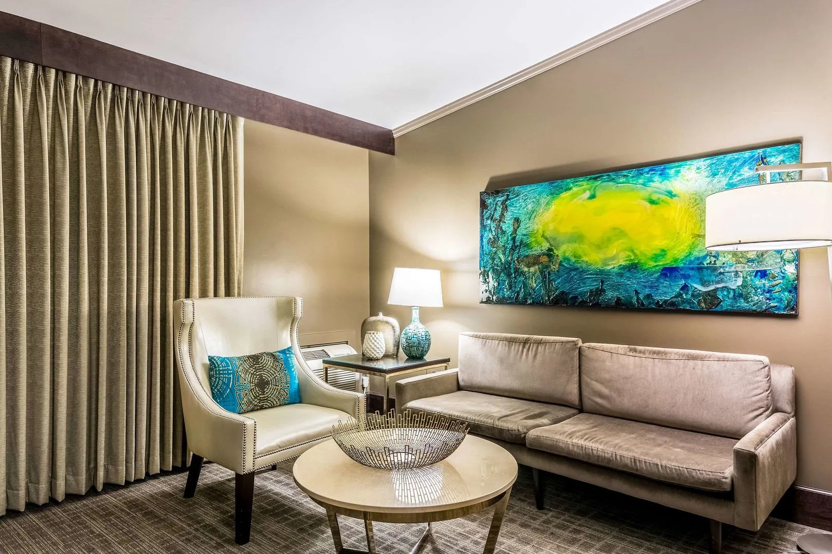 Oasis Hotel & Conv. Center, an Ascend Collection Hotel