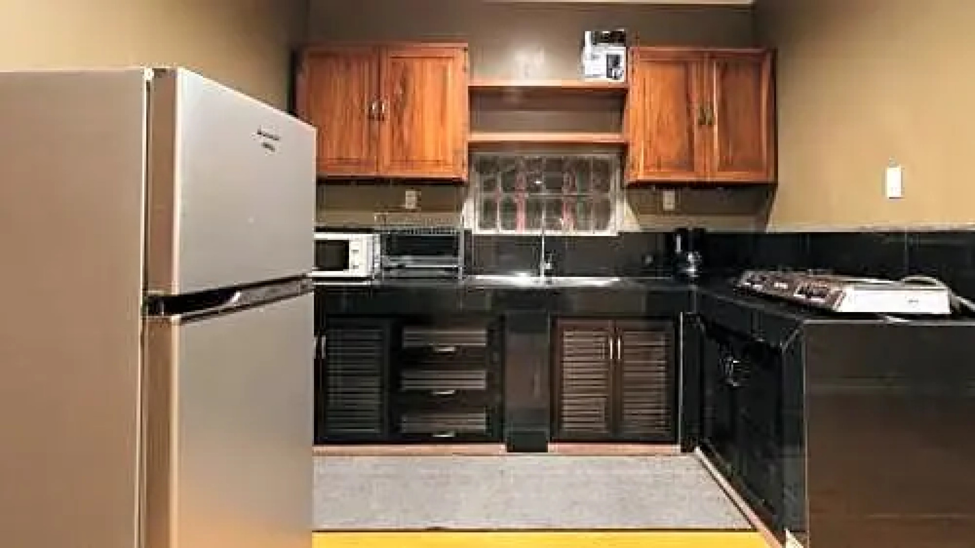 RedDoorz Plus @ Malabag Silang