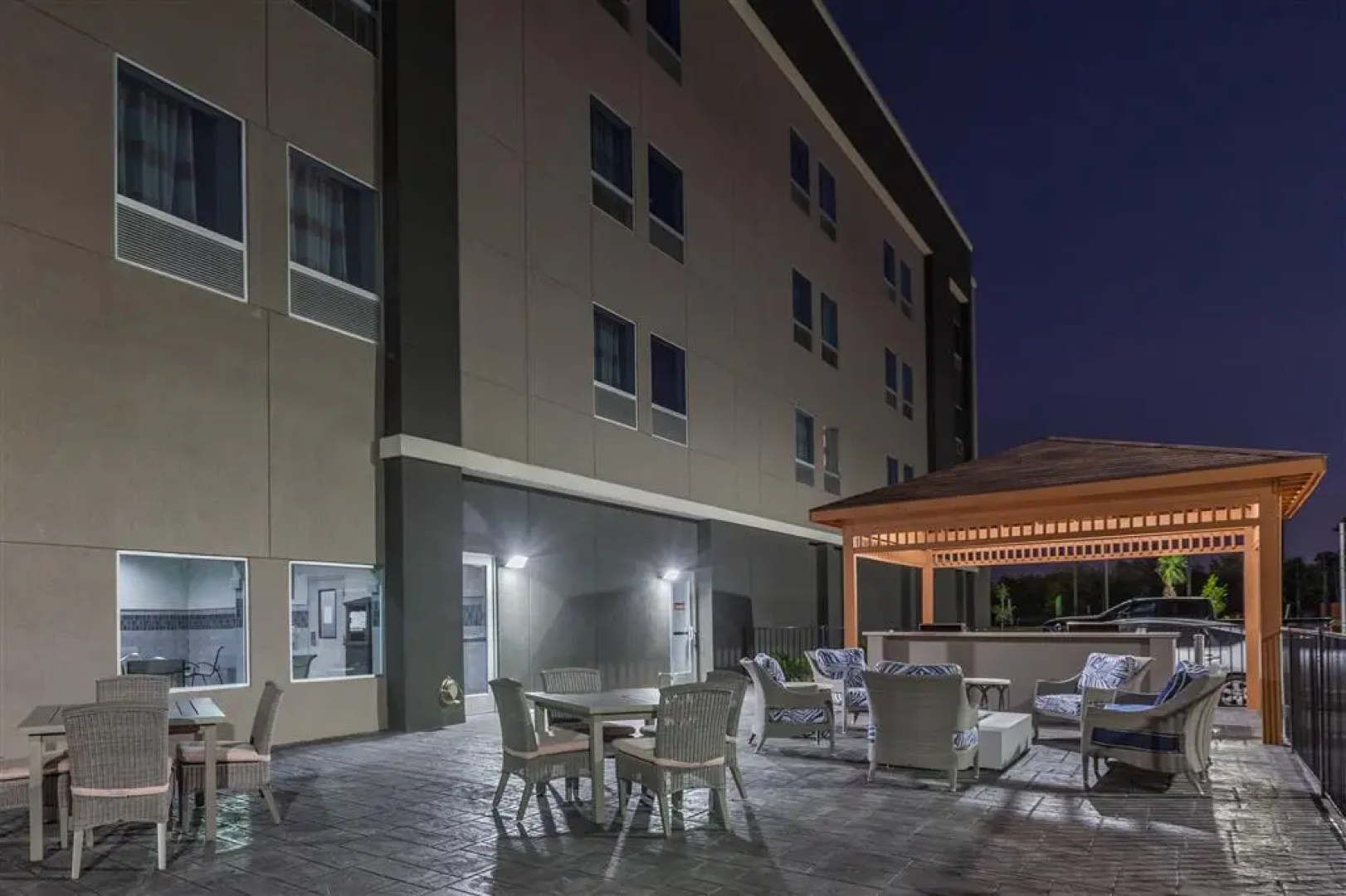 La Quinta Inn & Suites by Wyndham Houston East at Sheldon Rd