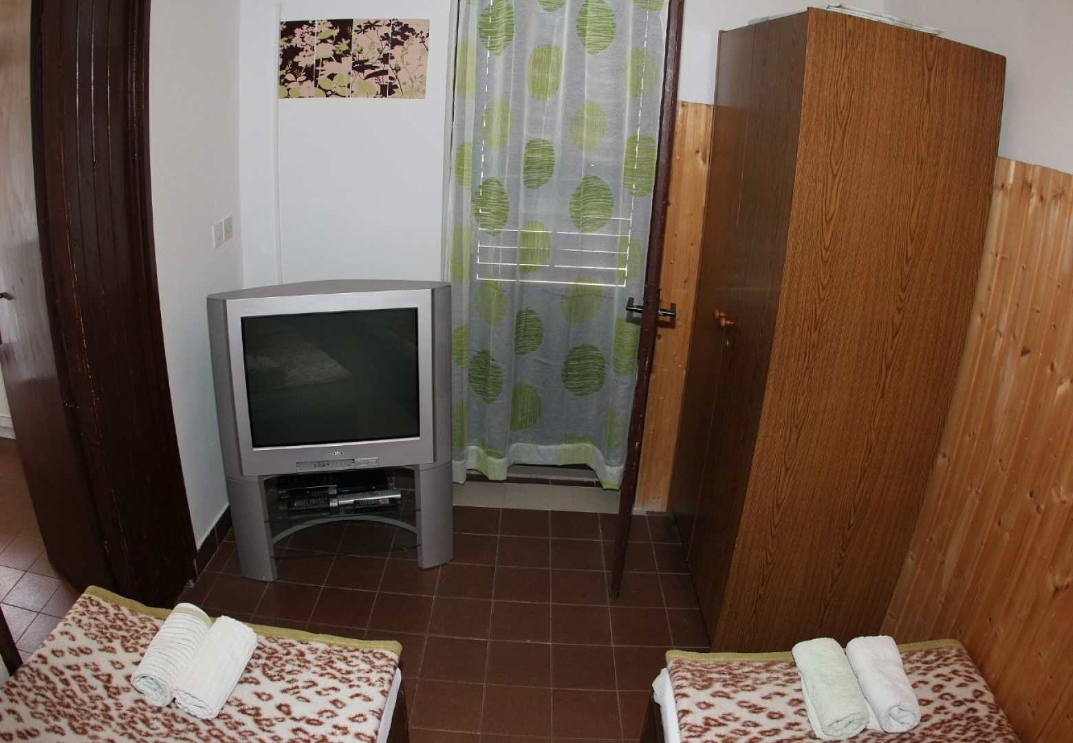 Apartment Jasna - 300 m from sea: A2 Nado  Jelsa, Island Hvar