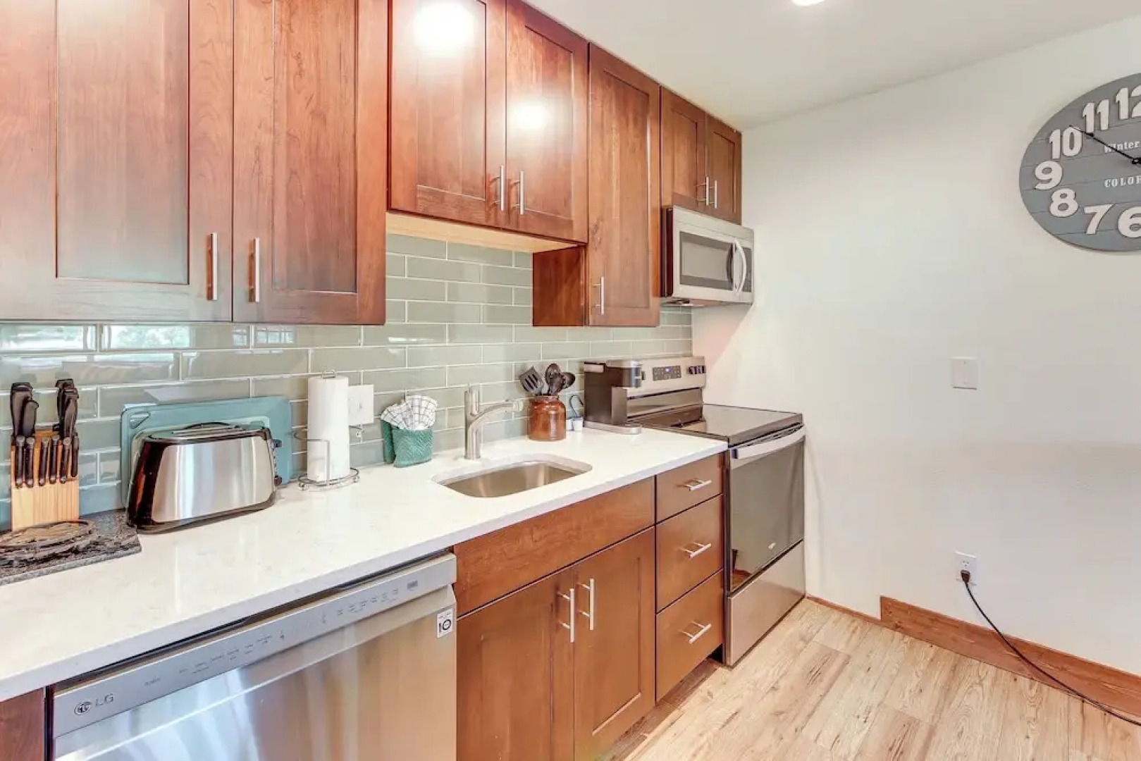 Dine, Shop & Shuttle to Resort: Winter Park Haven!